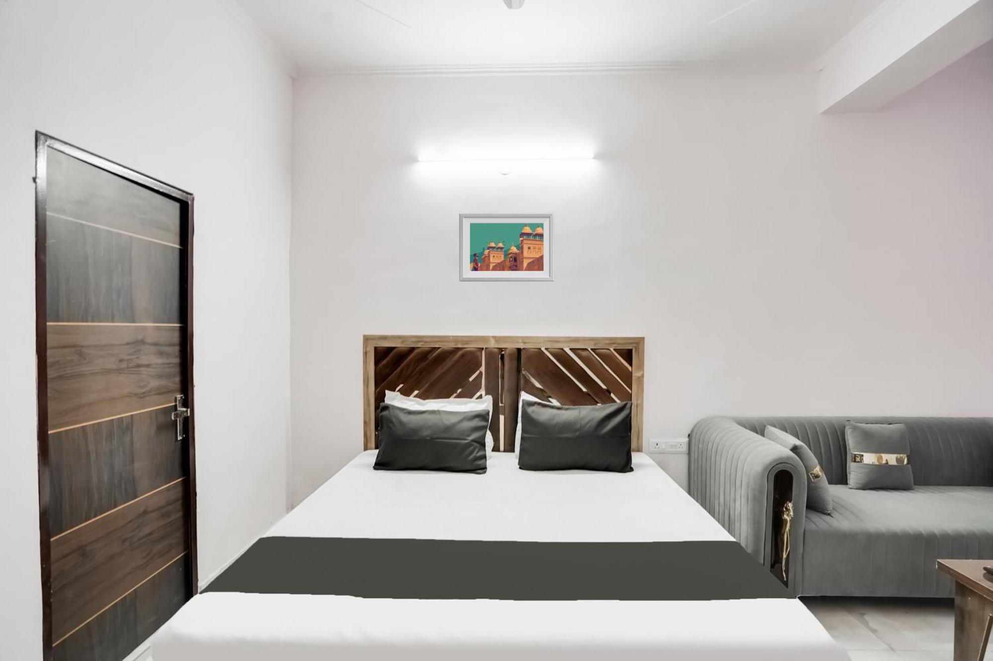 Super Oyo O Comfort Hotel 3*