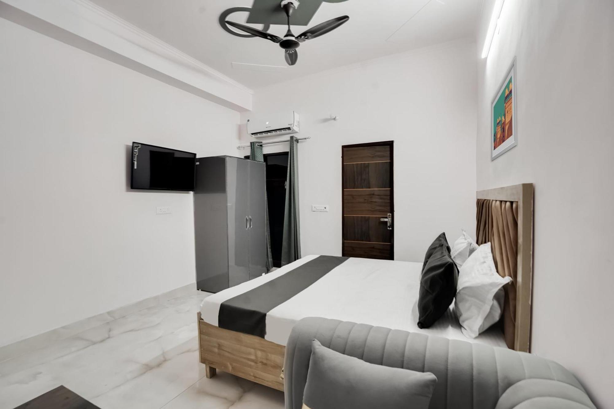 Hotel Super Oyo O Comfort 3*