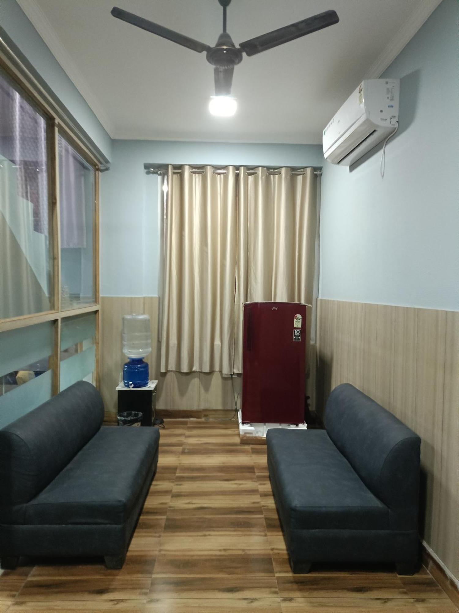 Airport Annexe