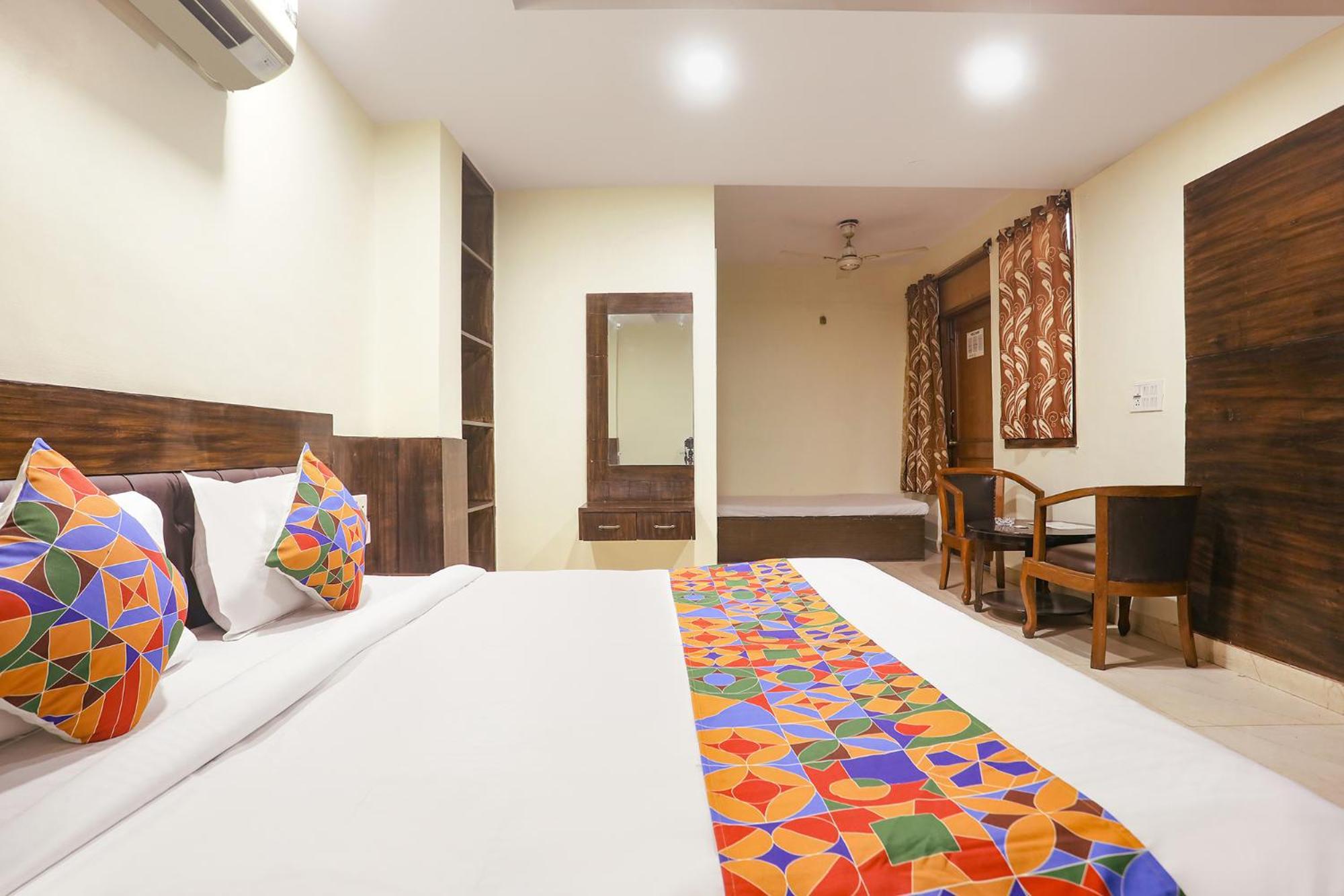 Hotel Fabexpress Rajdeep Palace New Delhi