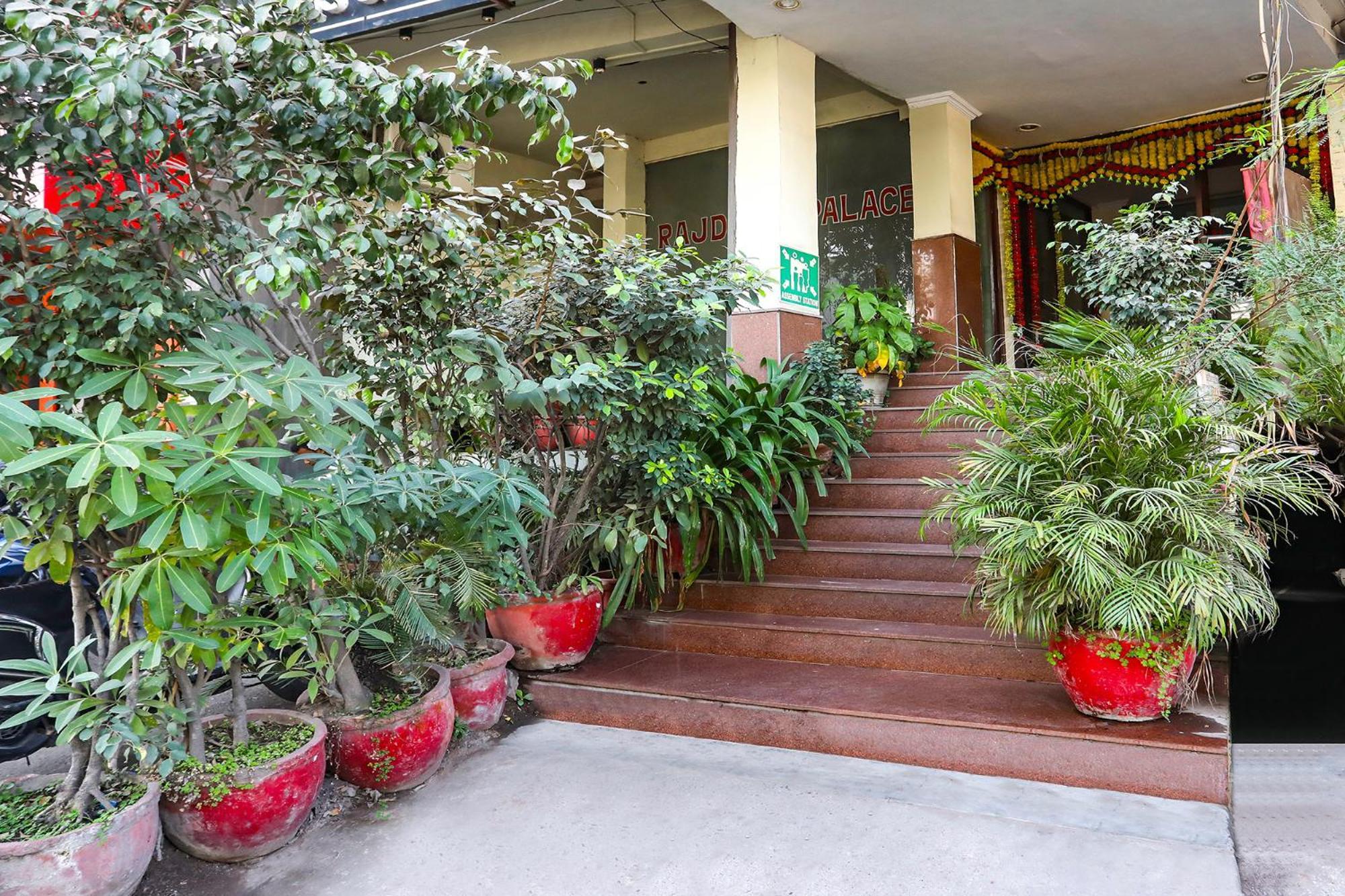 Fabexpress Rajdeep Palace Hotel