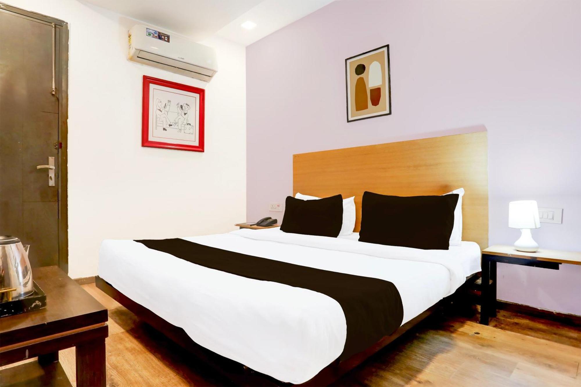 Super Townhouse Rohini Sector 24 Hotel Delhi (National Capital Territory of India)
