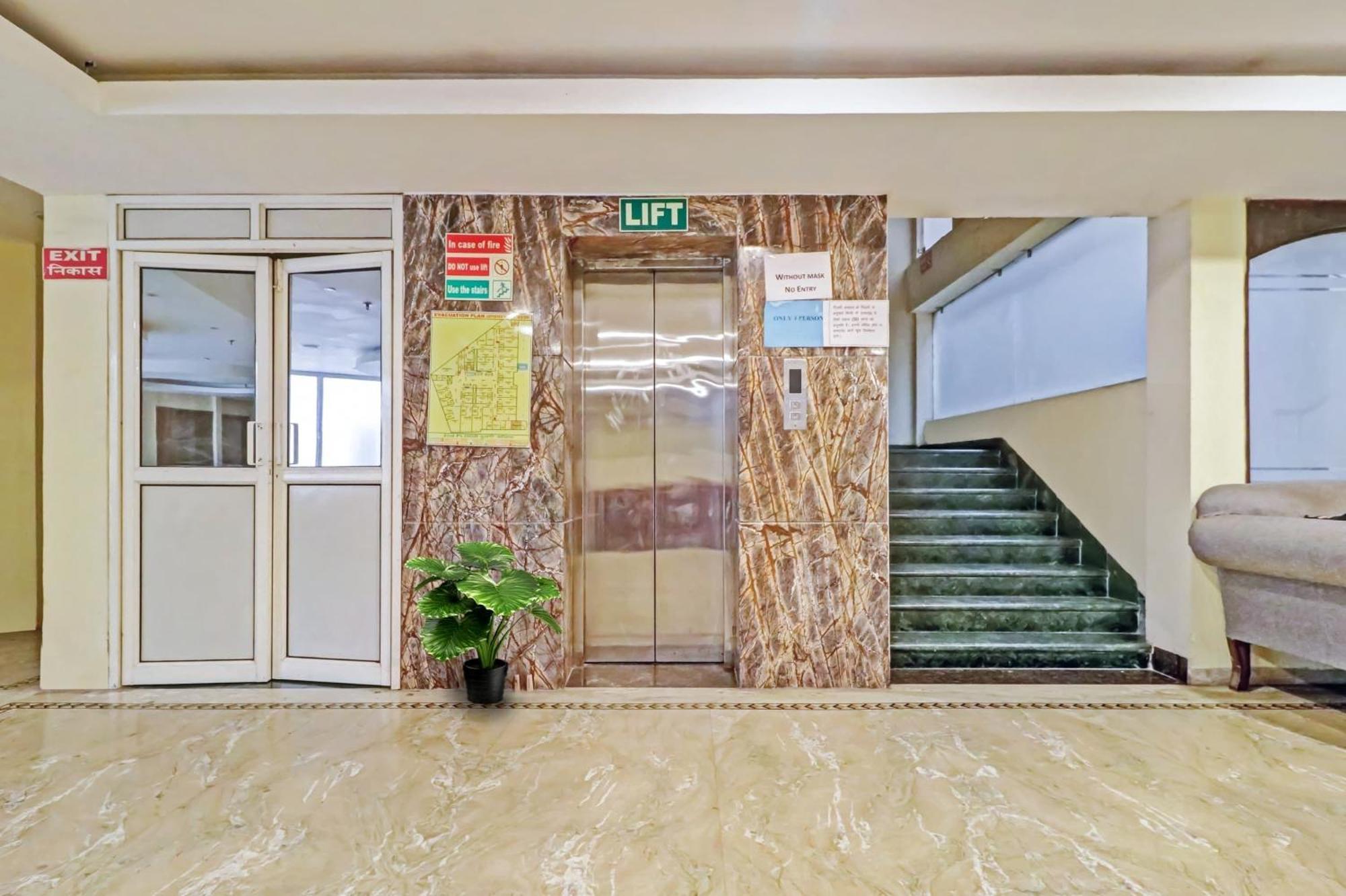 O Grand Luxury Hotel New Delhi