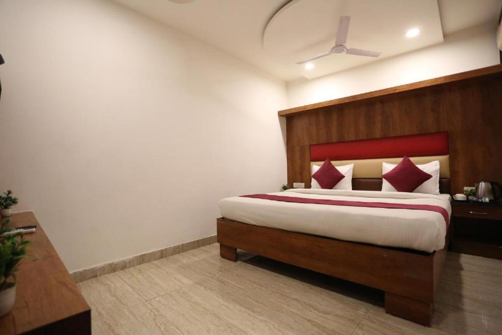 Hotel The Flight Path New Delhi
