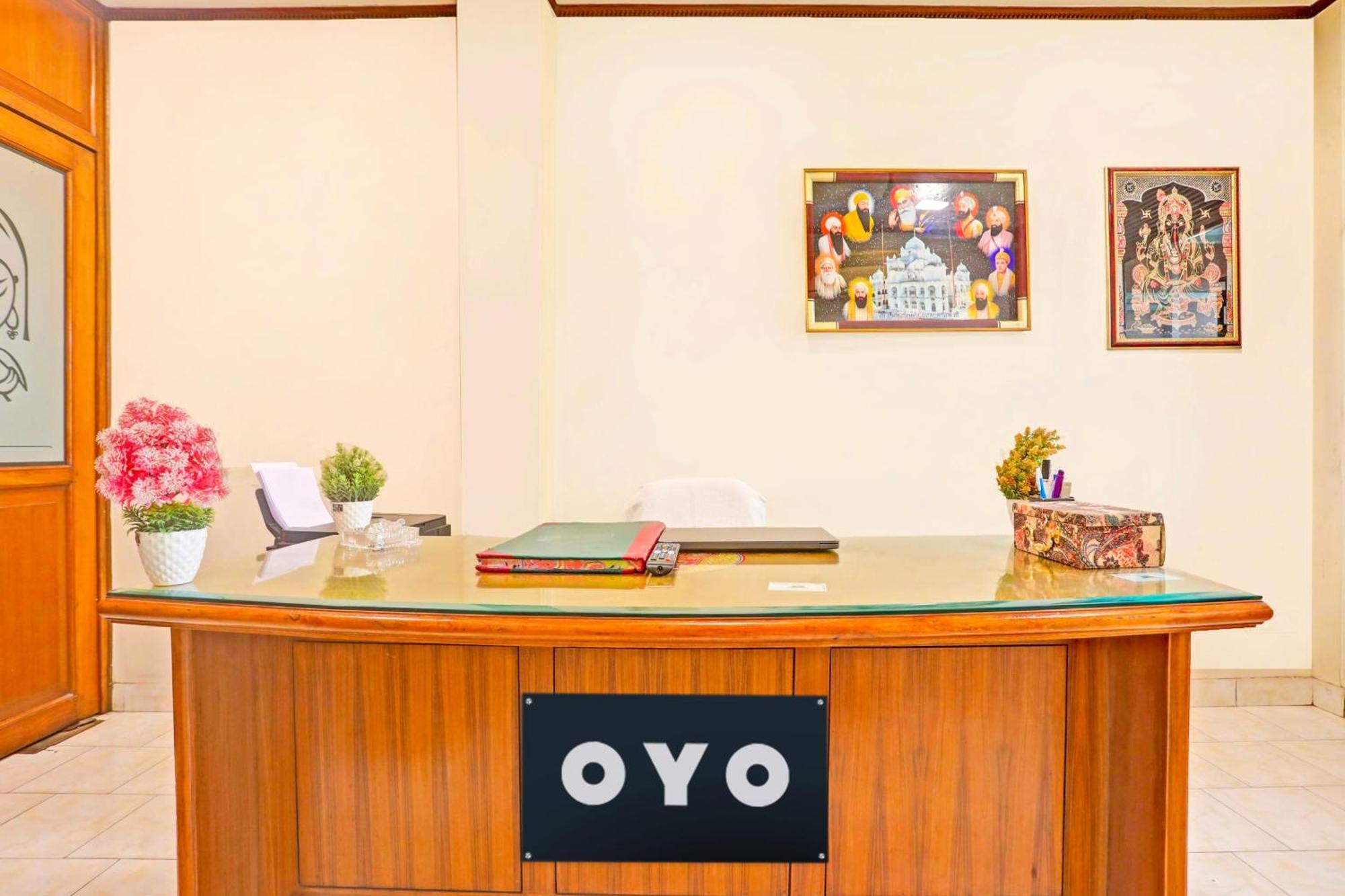 O Krishna Hotel