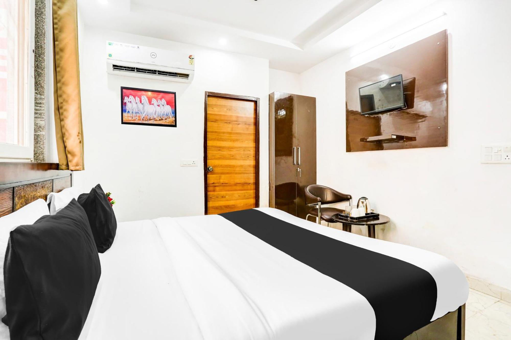 Hotel O International