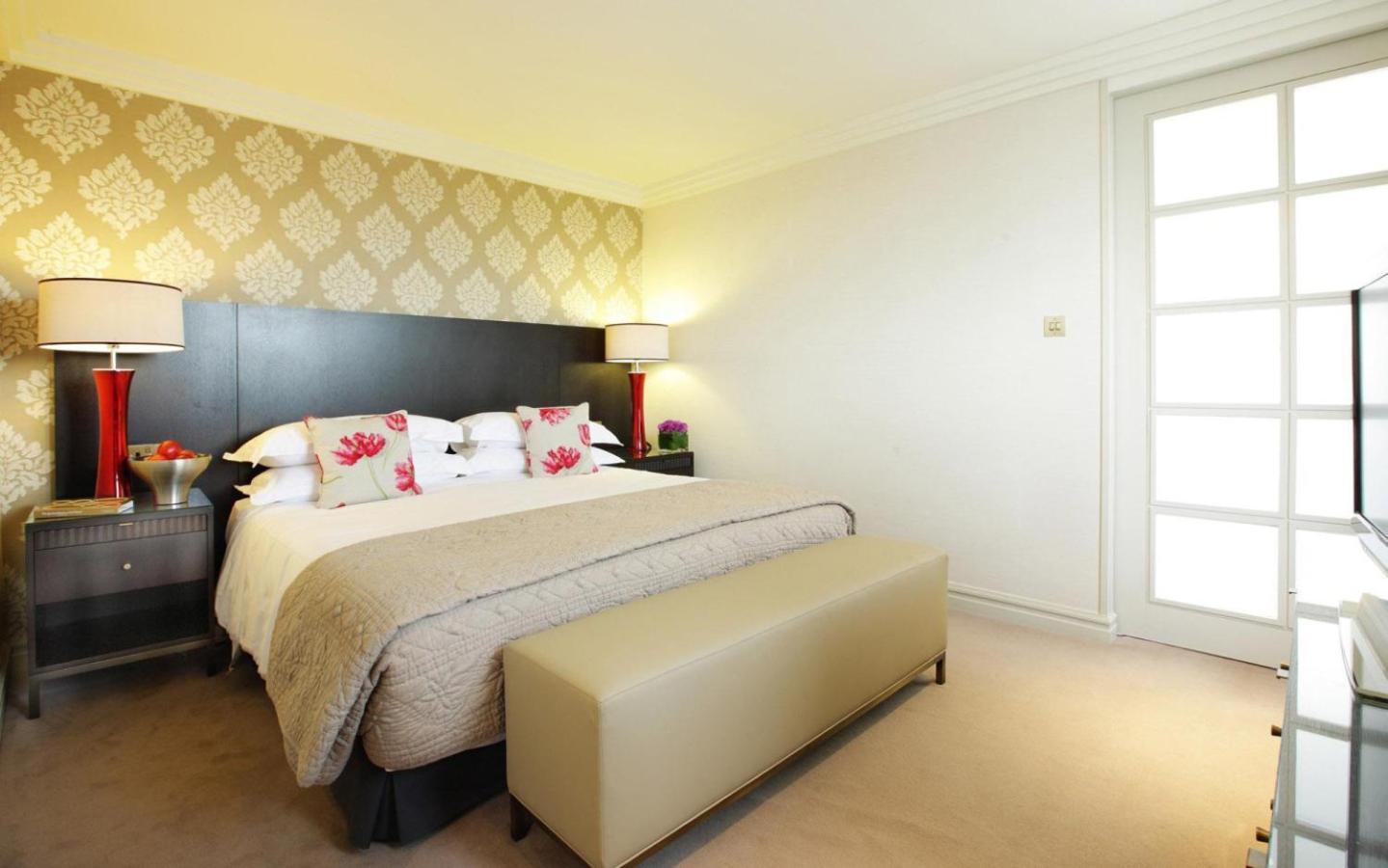 The Royal En Casa Near Delhi Airport
