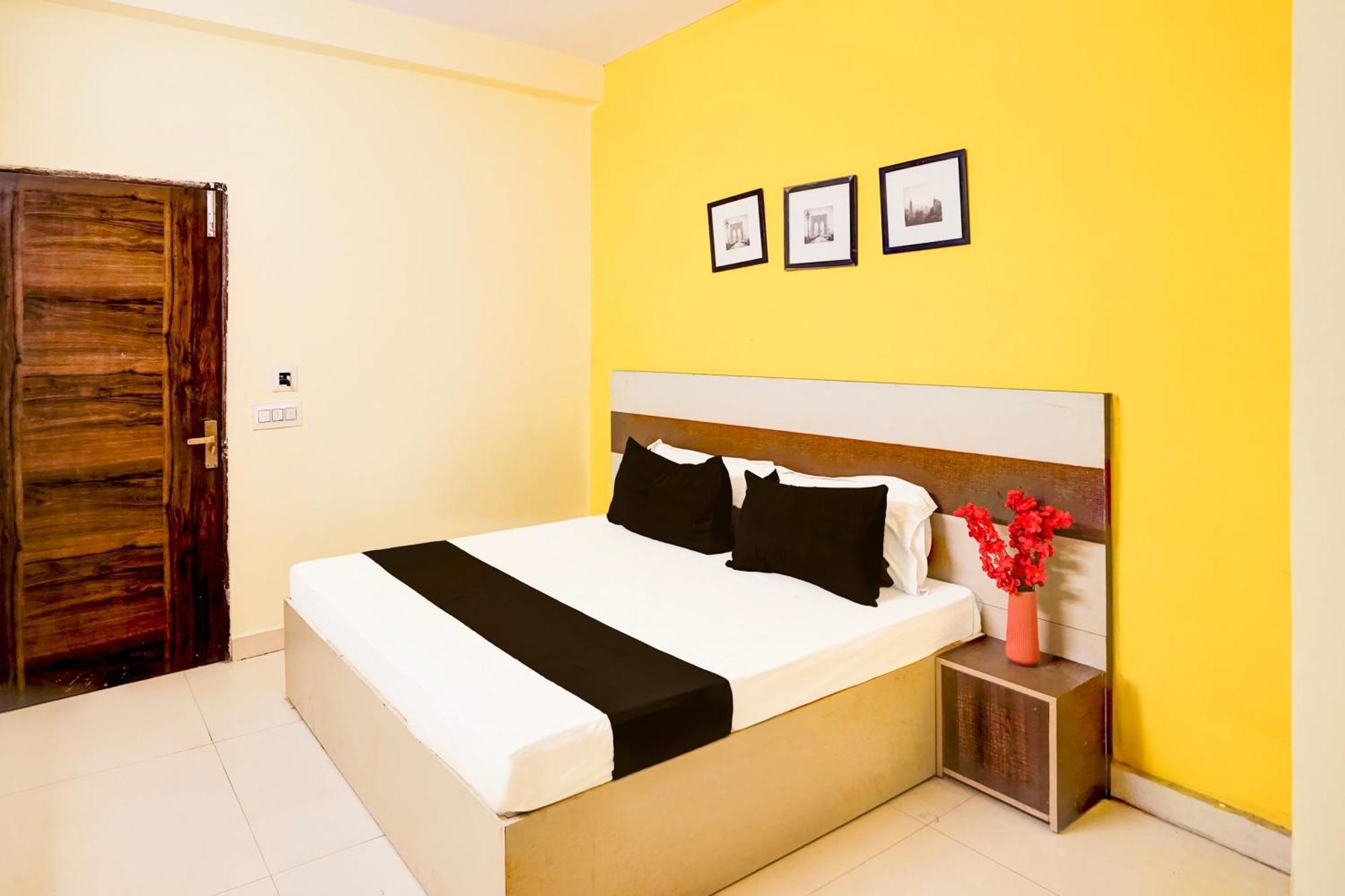 O Vishkarma Colony Hotel New Delhi