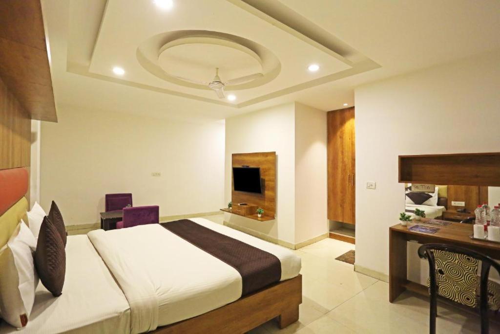 Hotel Happy Plaza 3*