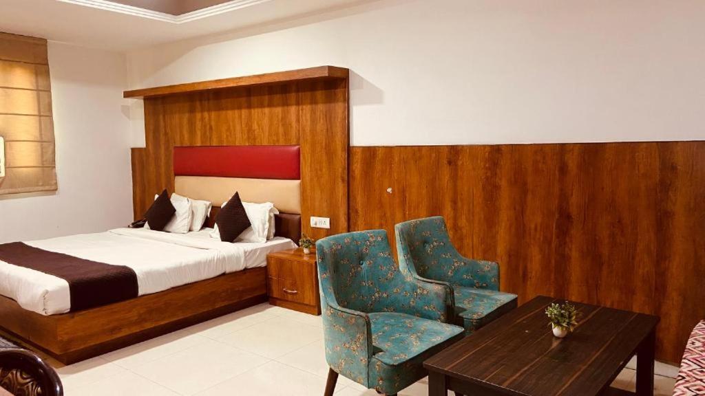 Happy Plaza Hotel New Delhi