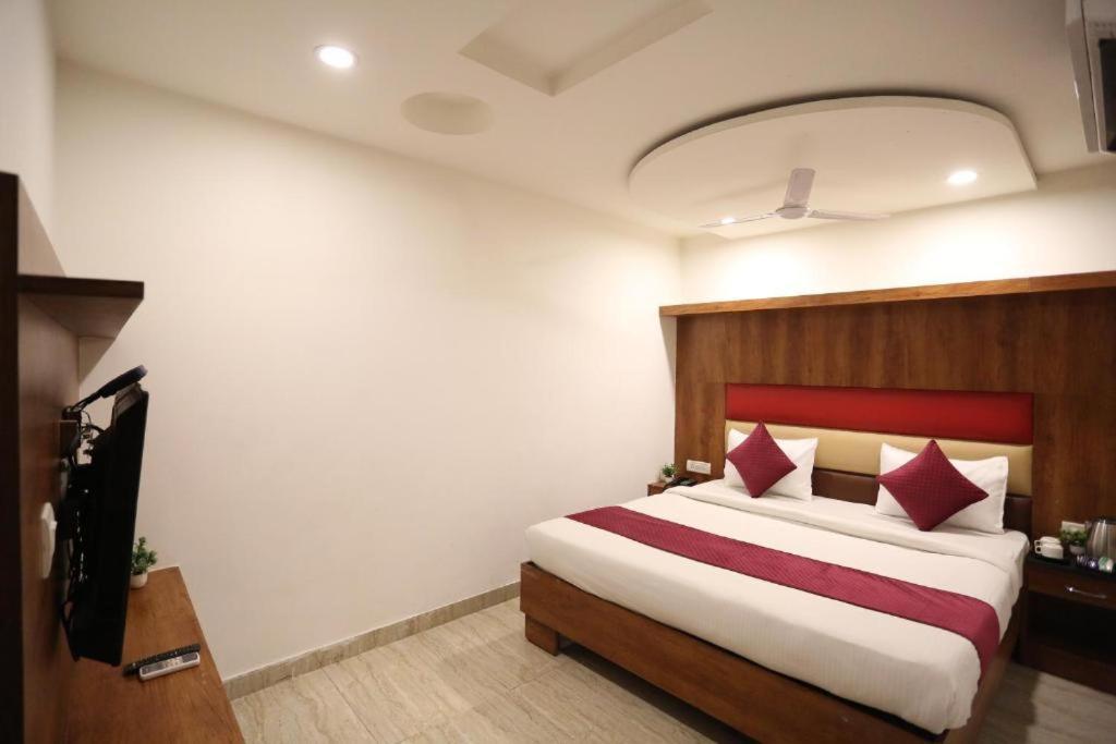 Happy Plaza 3* New Delhi