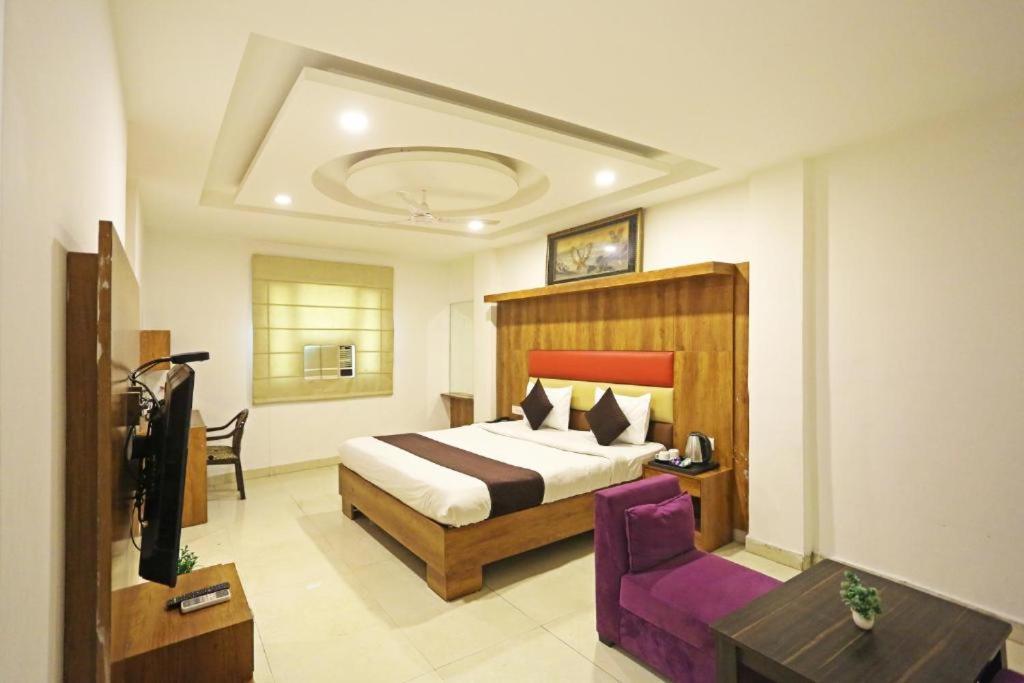 Hotel Happy Plaza 3*