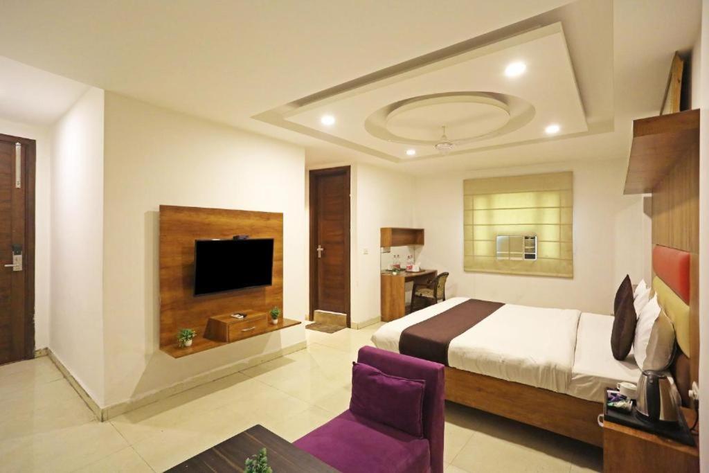 Hotel Happy Plaza New Delhi