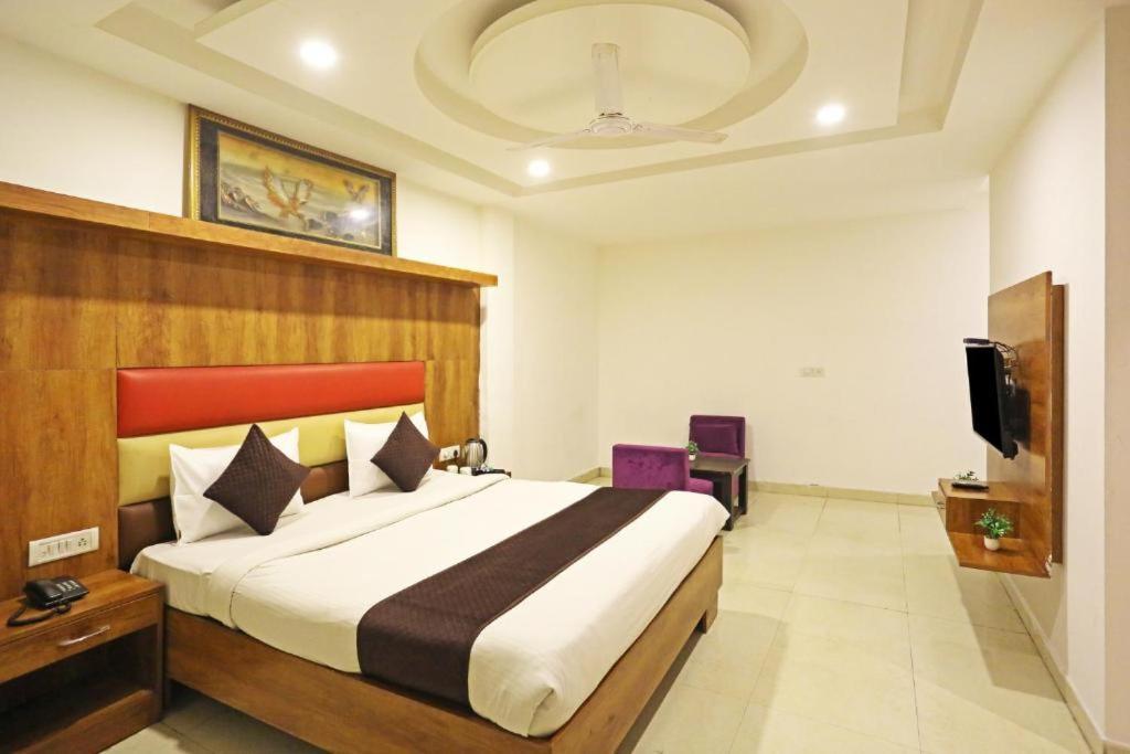 Happy Plaza Hotel New Delhi