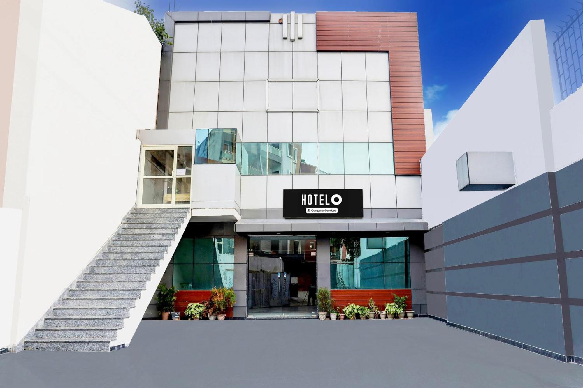 O Rohini Sector 20 Hotel 4*