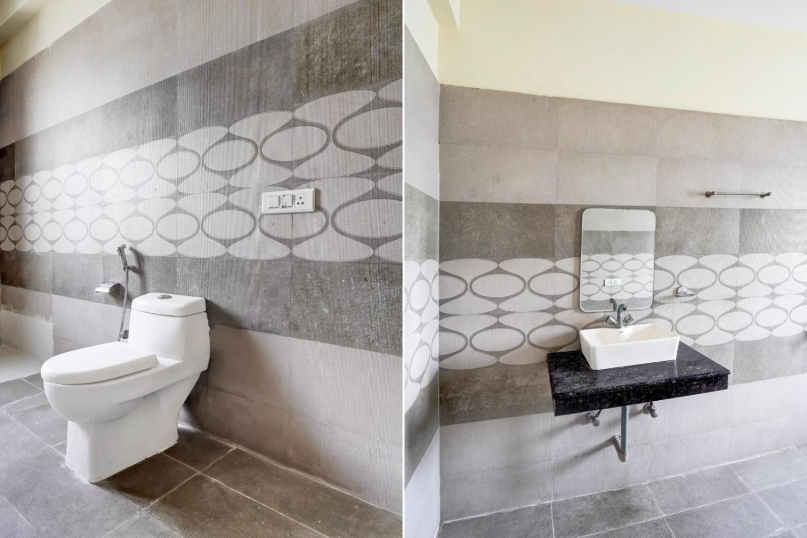Aerotech Plaza Hotel 4*