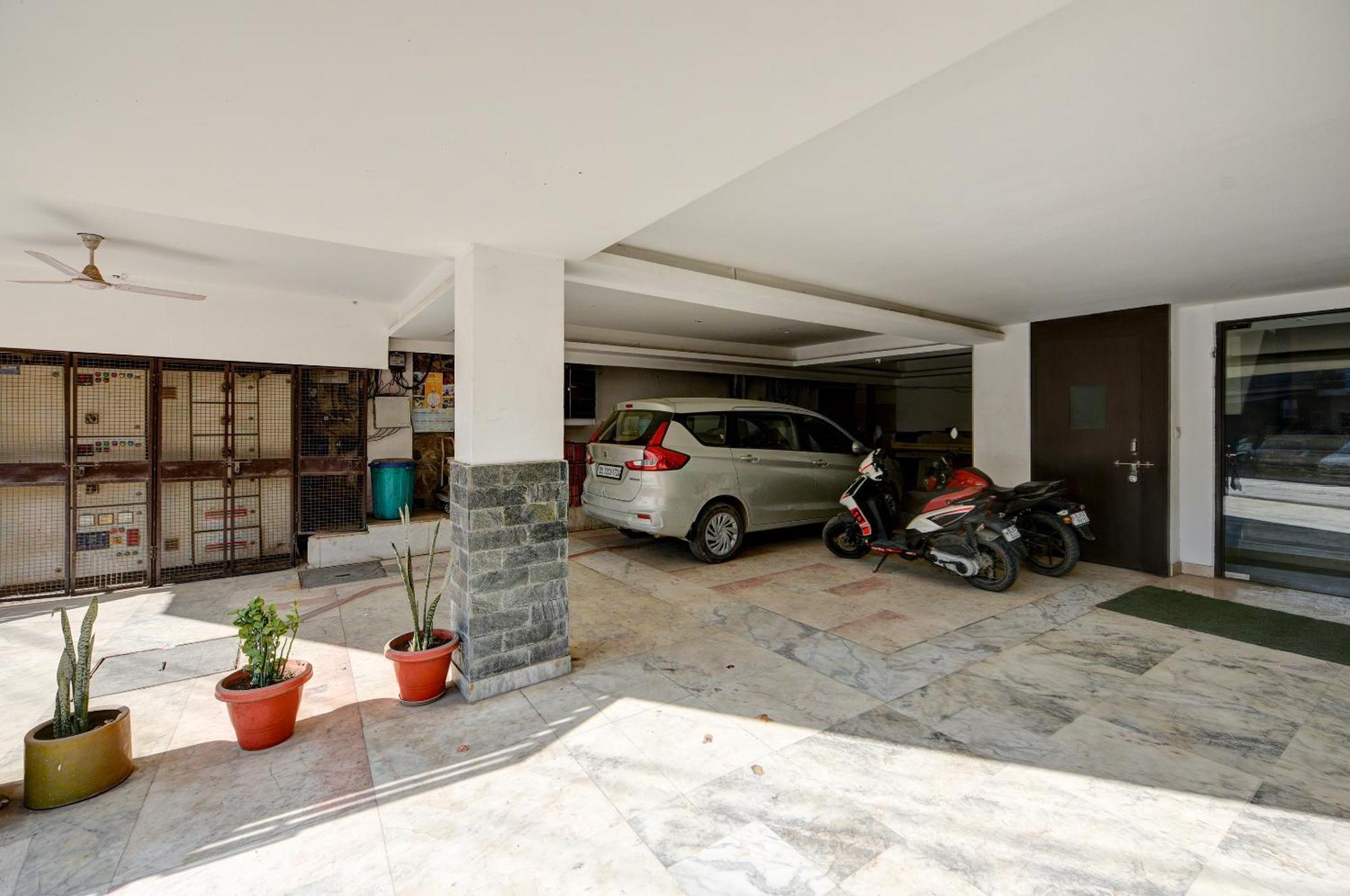 Bijwasan Near Yashobhomi Bed & Breakfast Delhi (National Capital Territory of India)