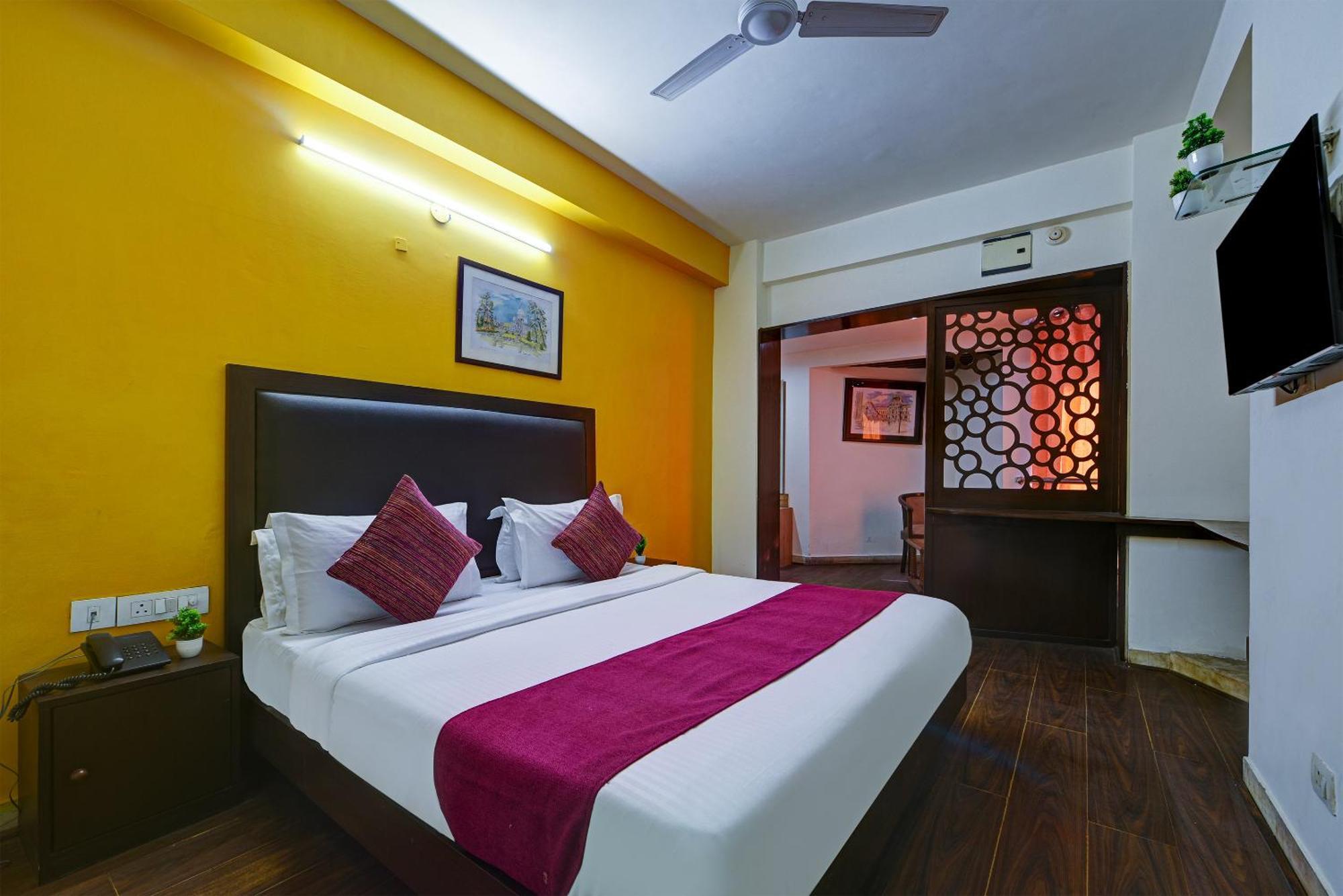 Bed & Breakfast Bijwasan Near Yashobhomi Delhi (National Capital Territory of India)