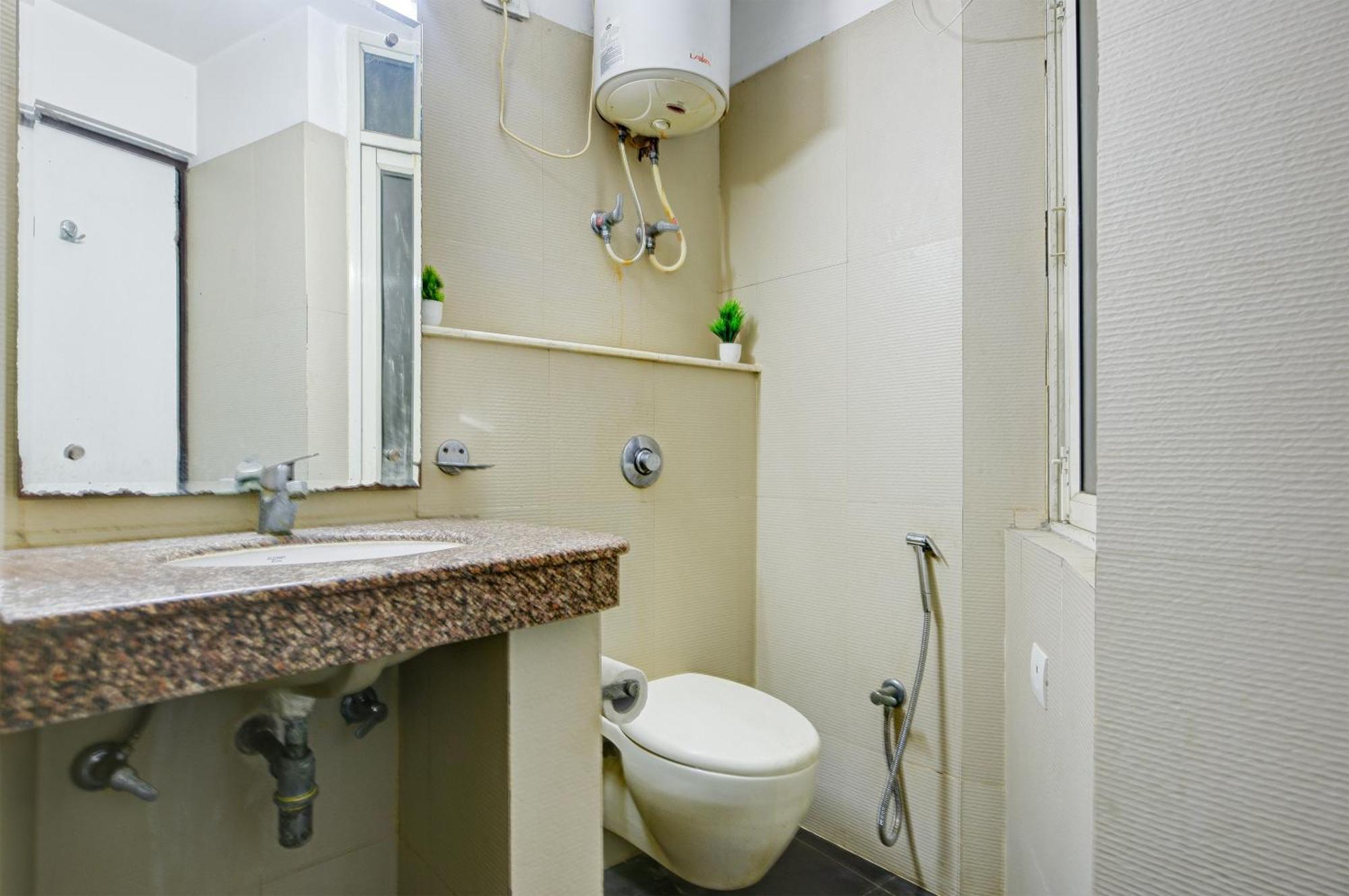 Bijwasan Near Yashobhomi Bed & Breakfast Delhi (National Capital Territory of India)
