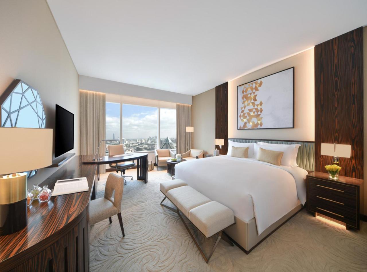 Luxury Near Delhi Airport 4* New Delhi