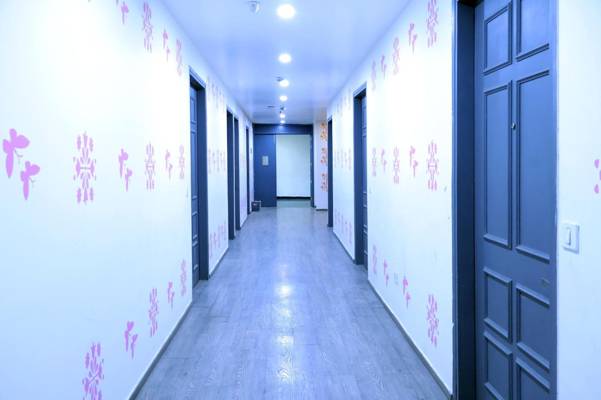 Nidra Hotel