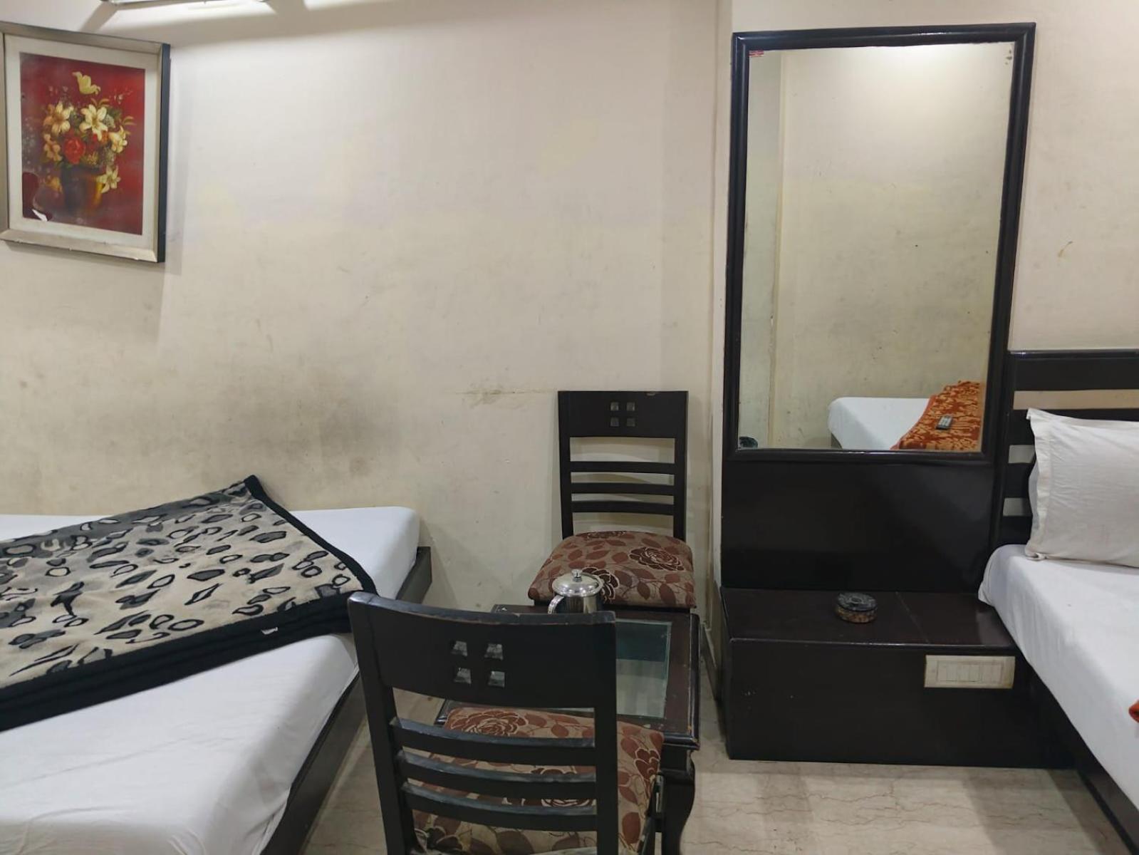 Pk International Near By Station I Couple Friendly New Delhi