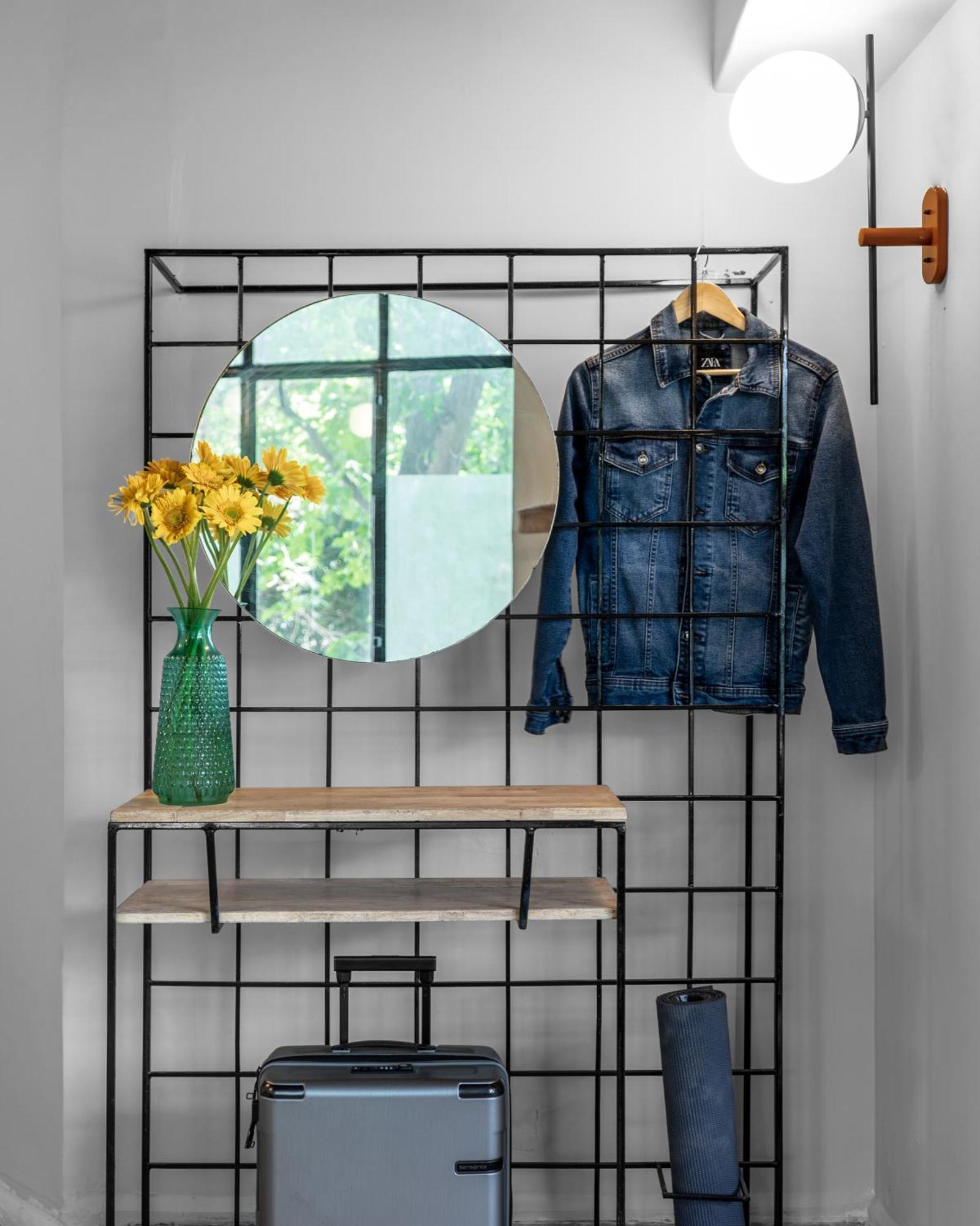 Minimalist One Hauz Khas Village 3*