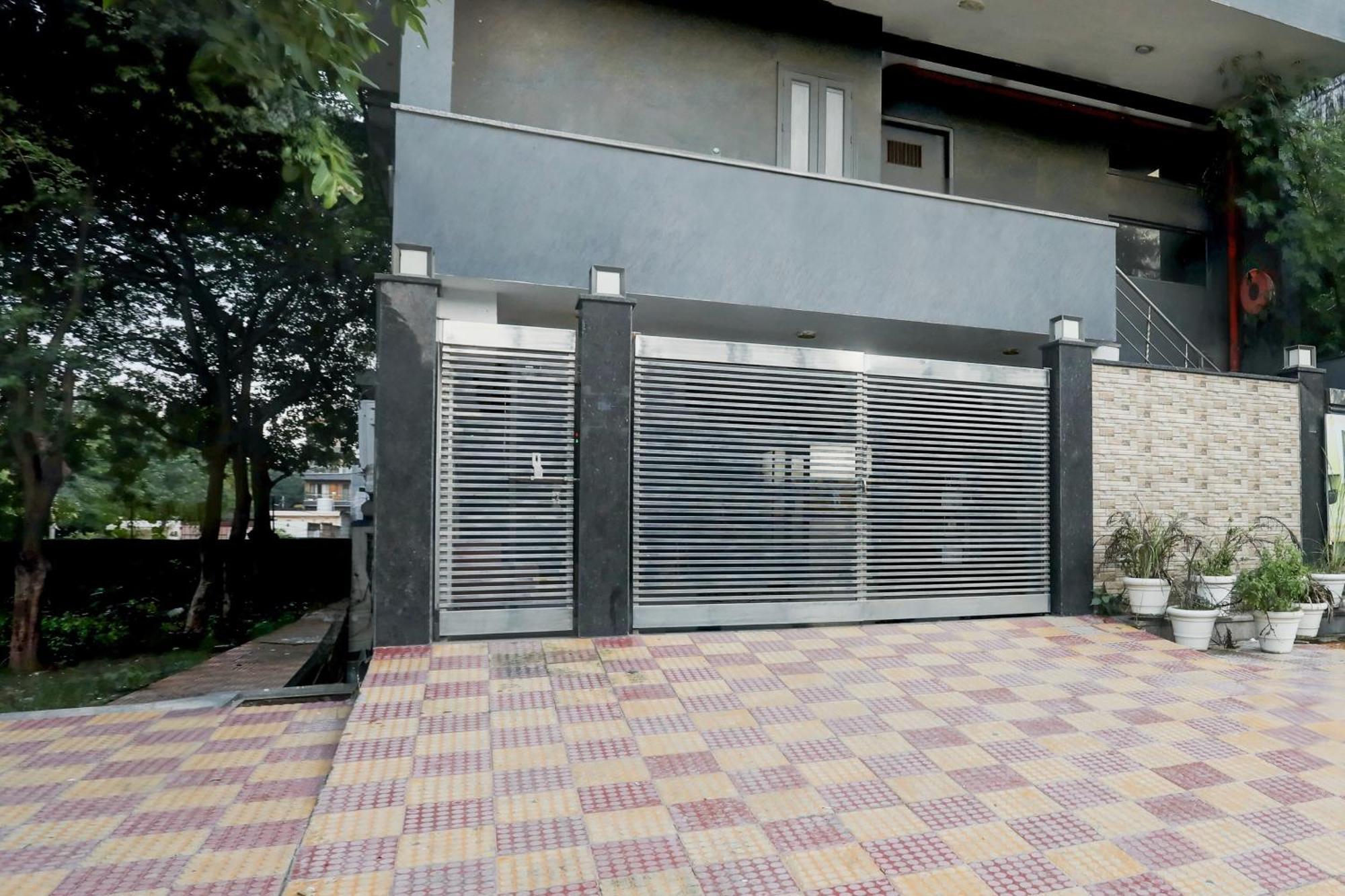 Hotel Super Townhouse Rohini Sector 24