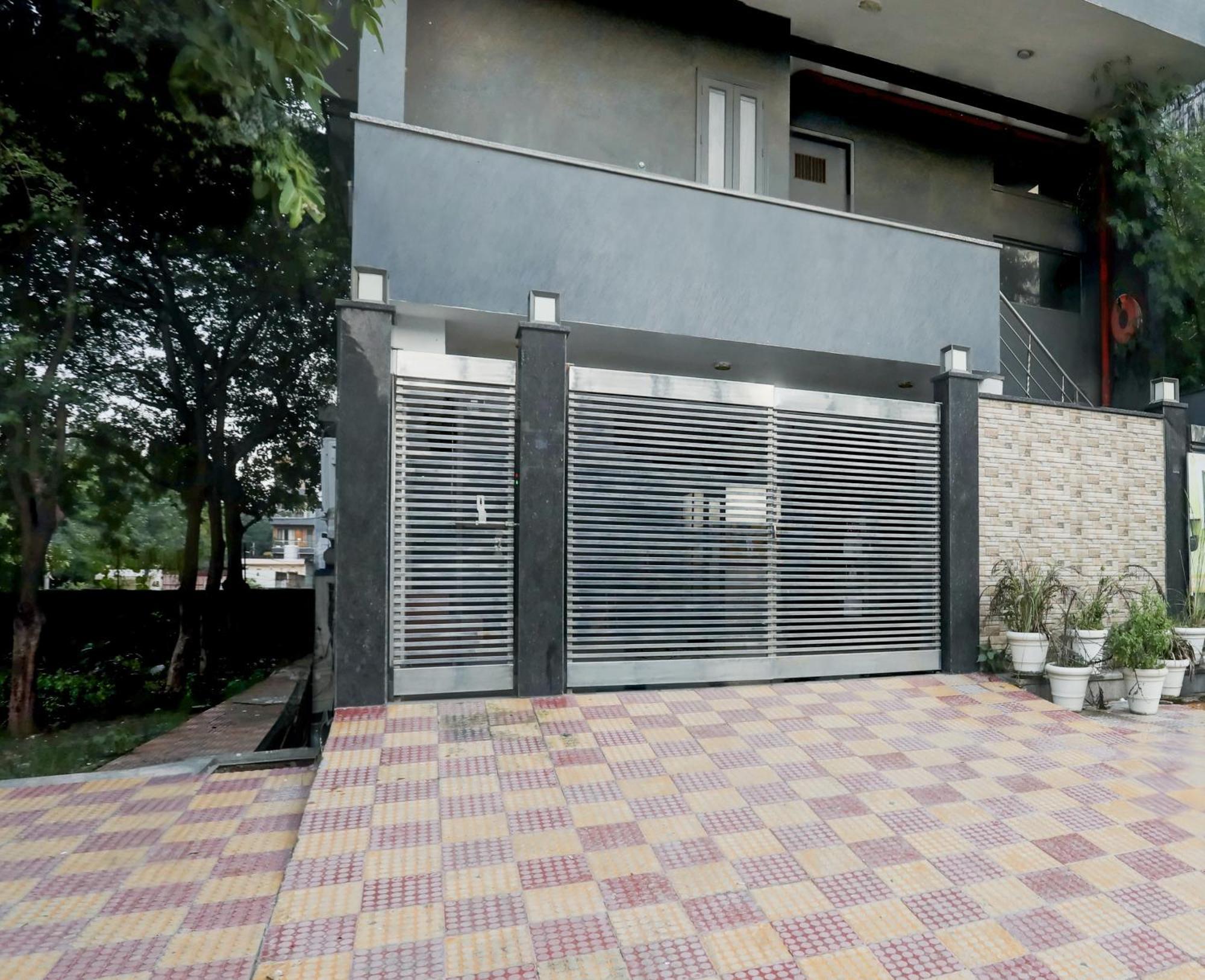 Super Townhouse Rohini Sector 24 Hotel Delhi (National Capital Territory of India)