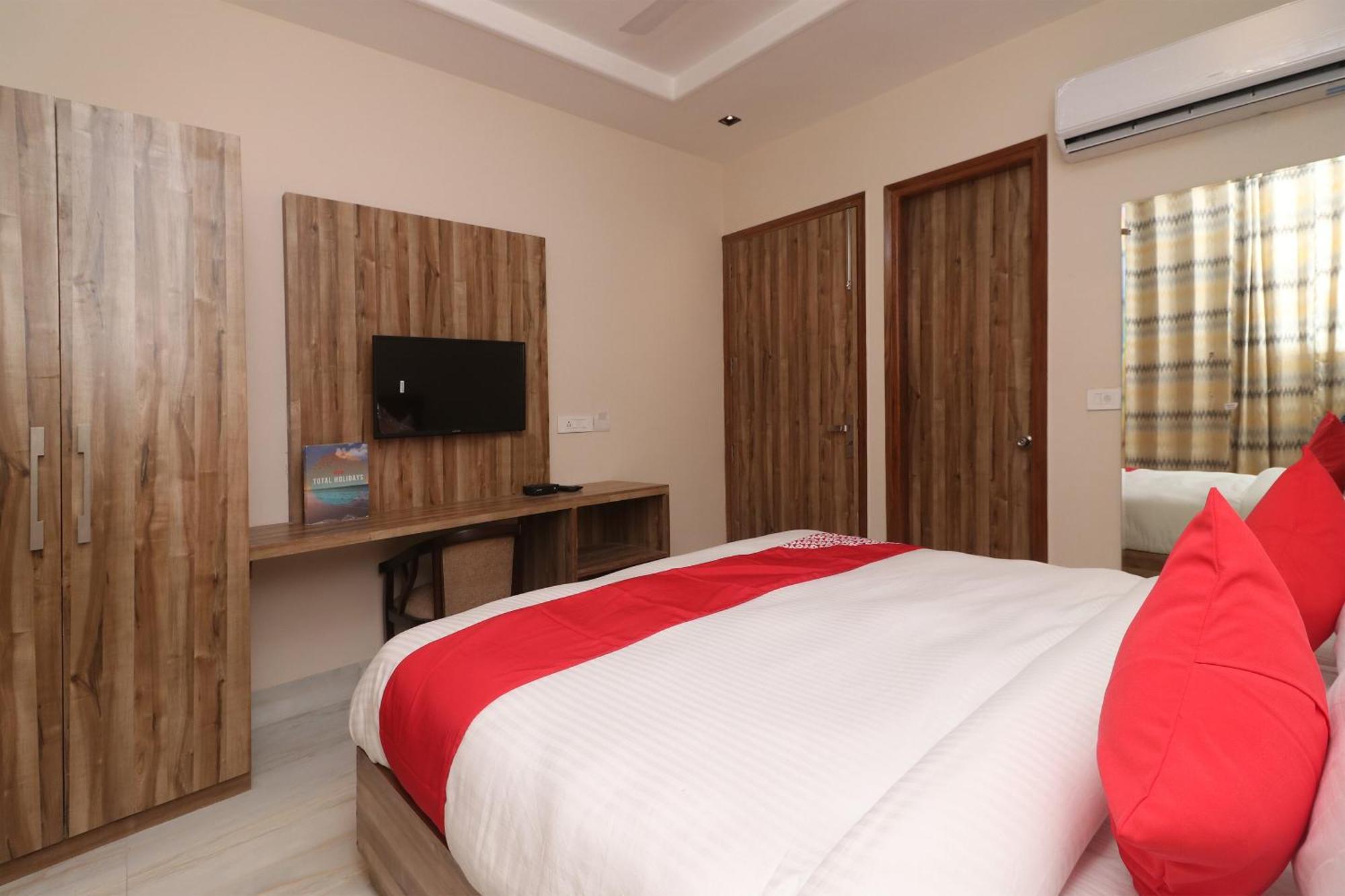 Hotel O Brent Wood New Delhi