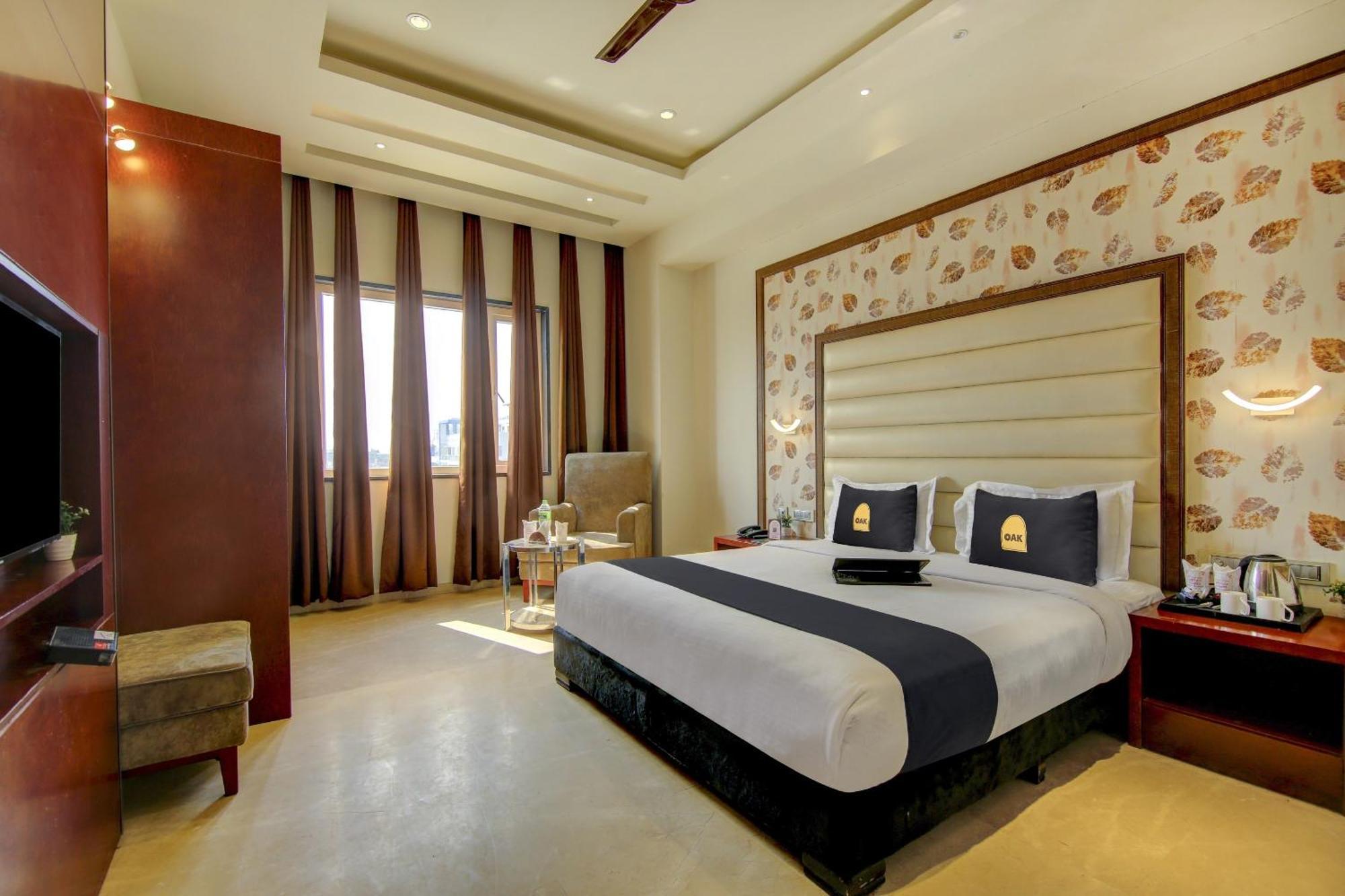 Townhouse Oak C Pearls Hotel Delhi (National Capital Territory of India)