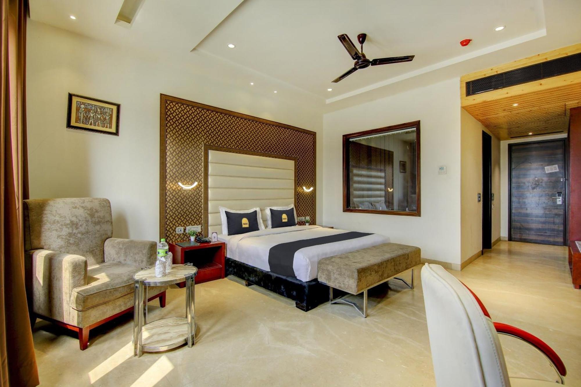 Townhouse Oak C Pearls Delhi (National Capital Territory of India)