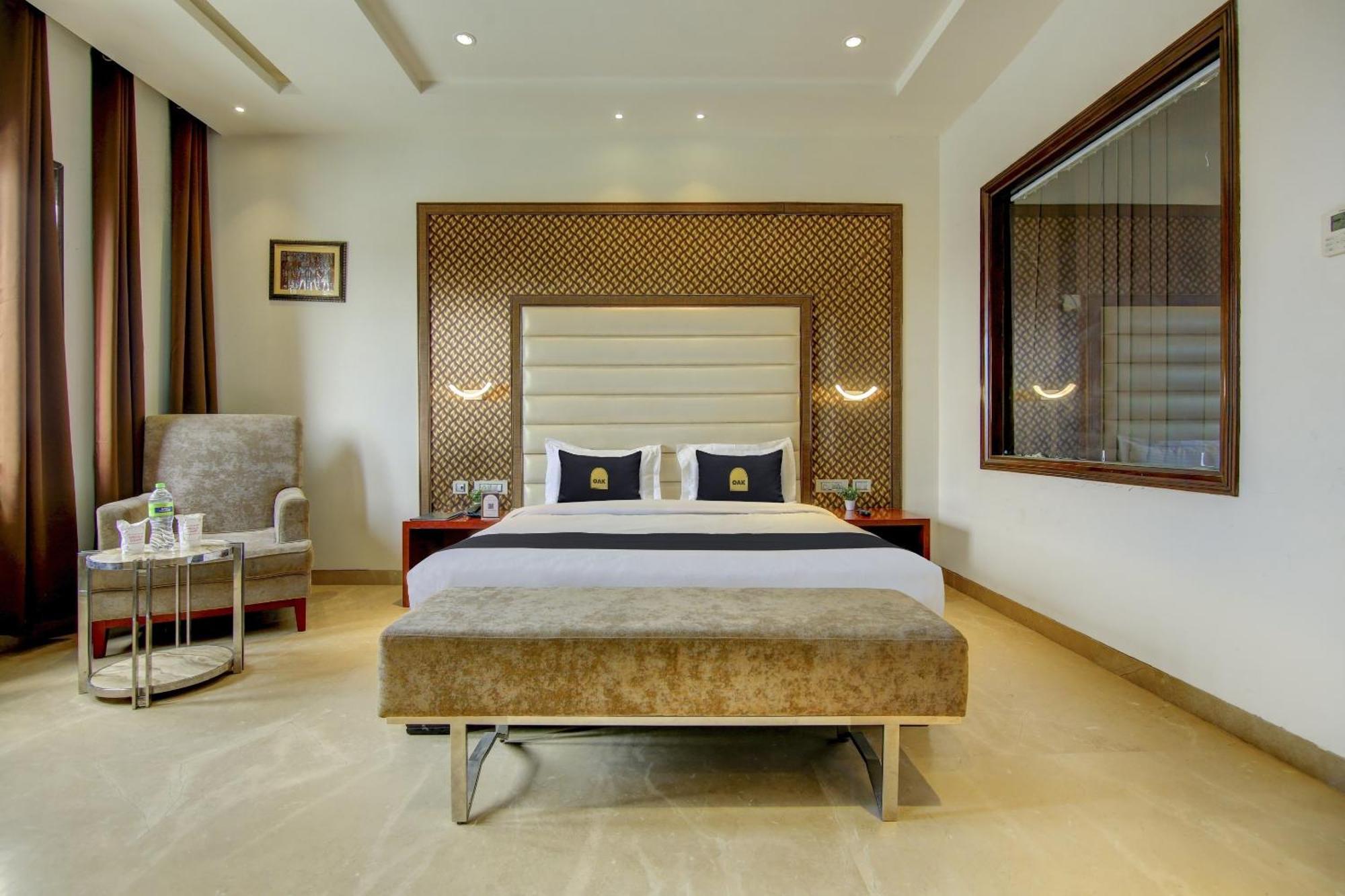 Super Townhouse Oak C Pearls 4*