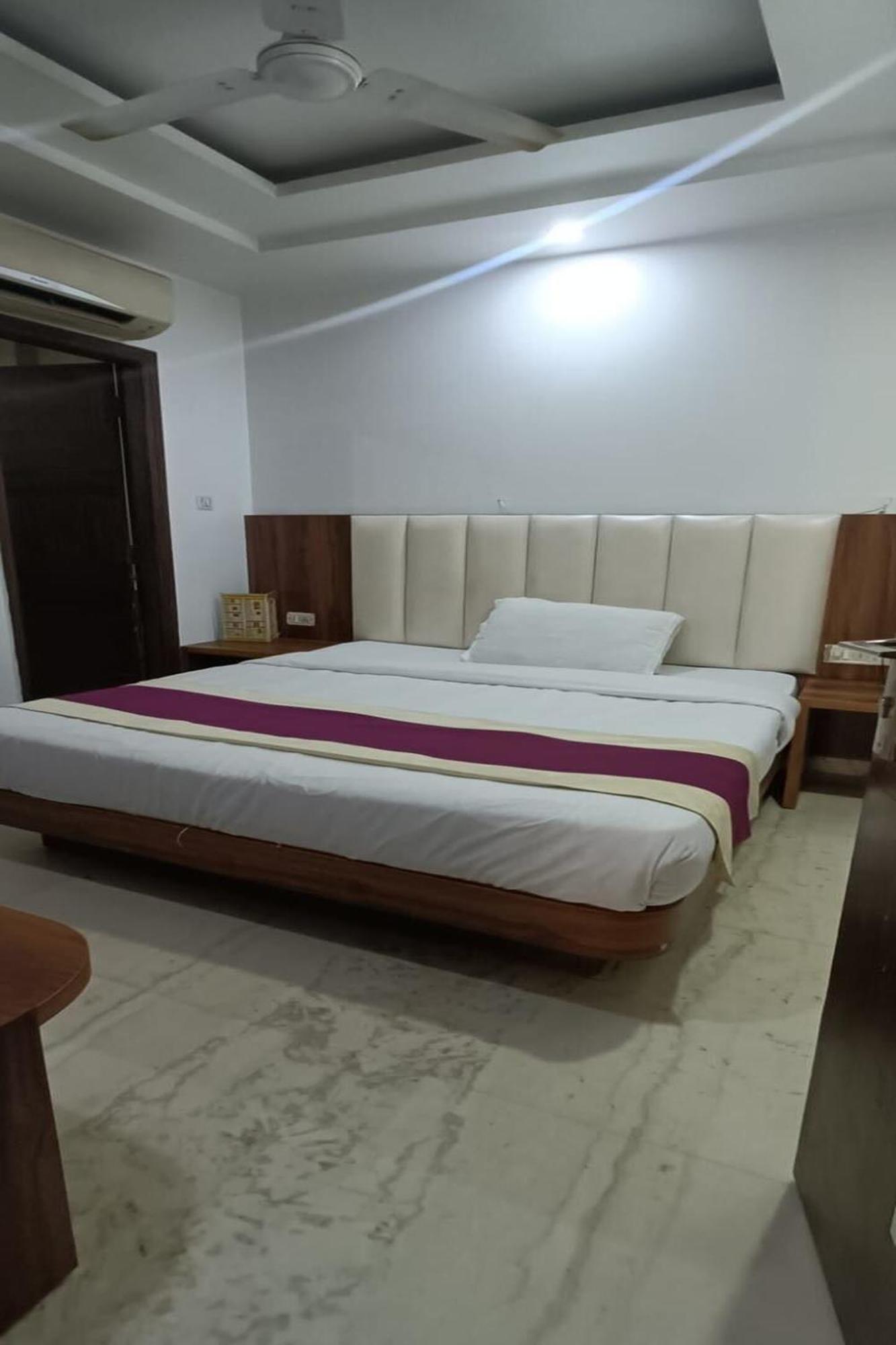 A10 International Hotel New Delhi