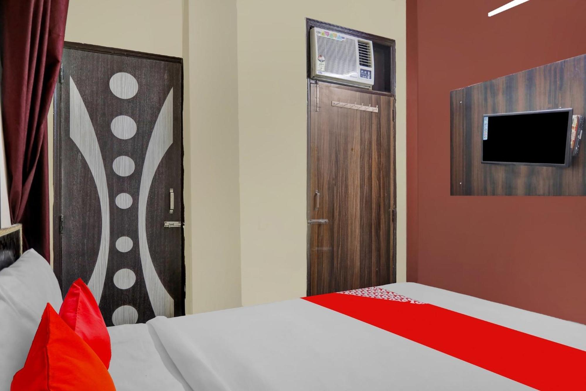 Hotel O Sun Shine New Delhi