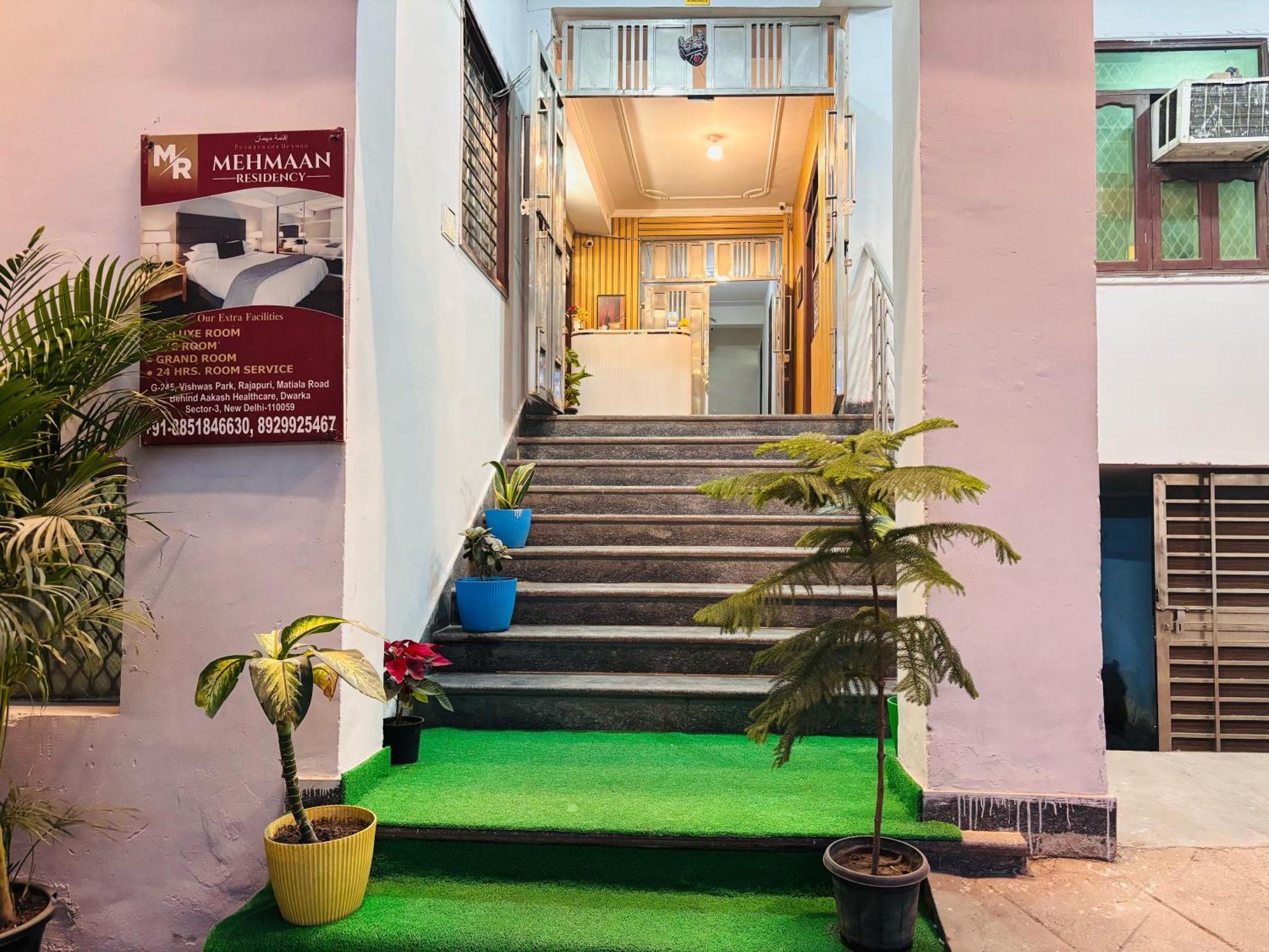 Hotel O Mehmaan Residency