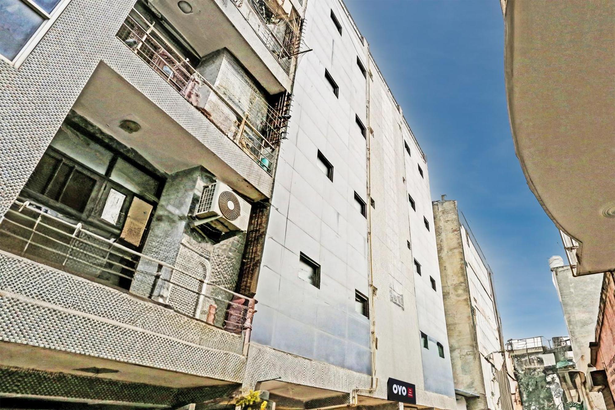 O Blue Moon Residency Hotel 3*
