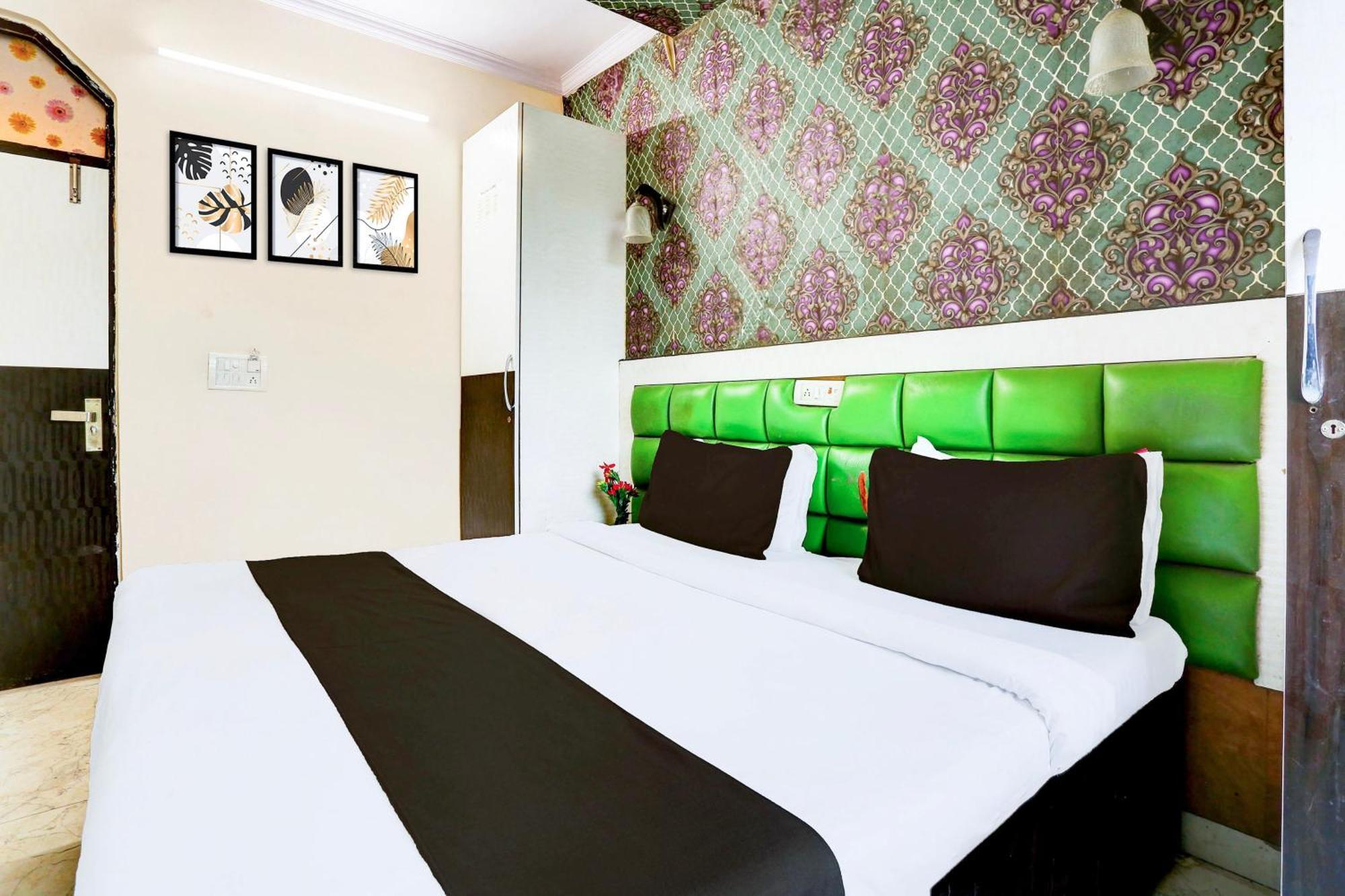 O Akash Hotel 3*