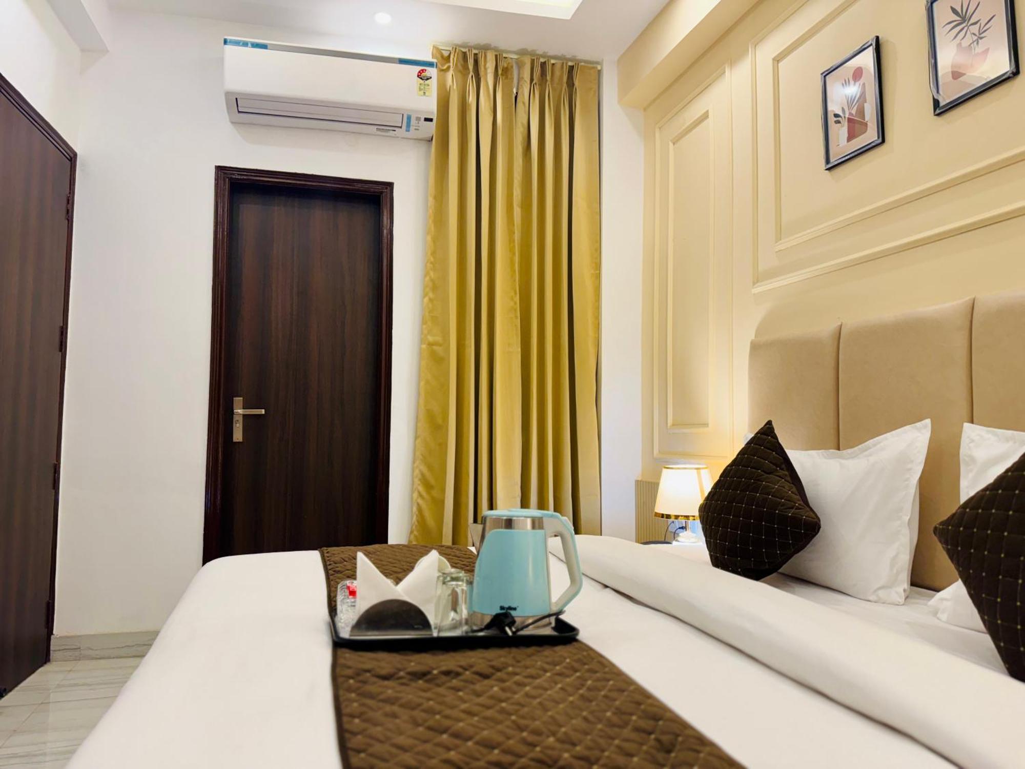 The Classic Crowne At Delhi Airport 3* Nova Deli
