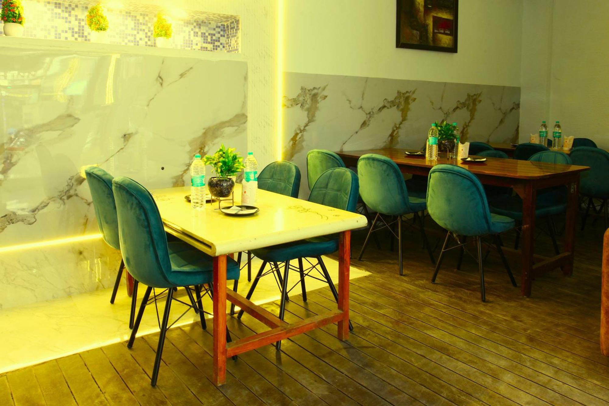 Taksh Inn, Near Karol Bagh, Metro Station Nova Deli