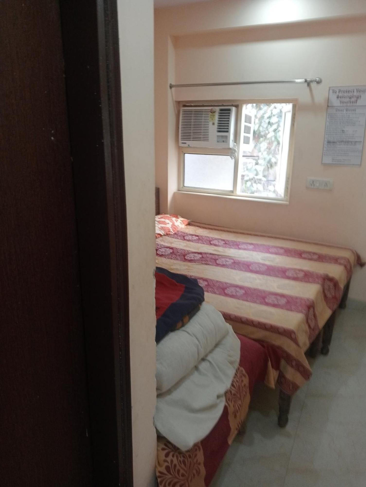 Ever Green Travel & Pg Guest house New Delhi
