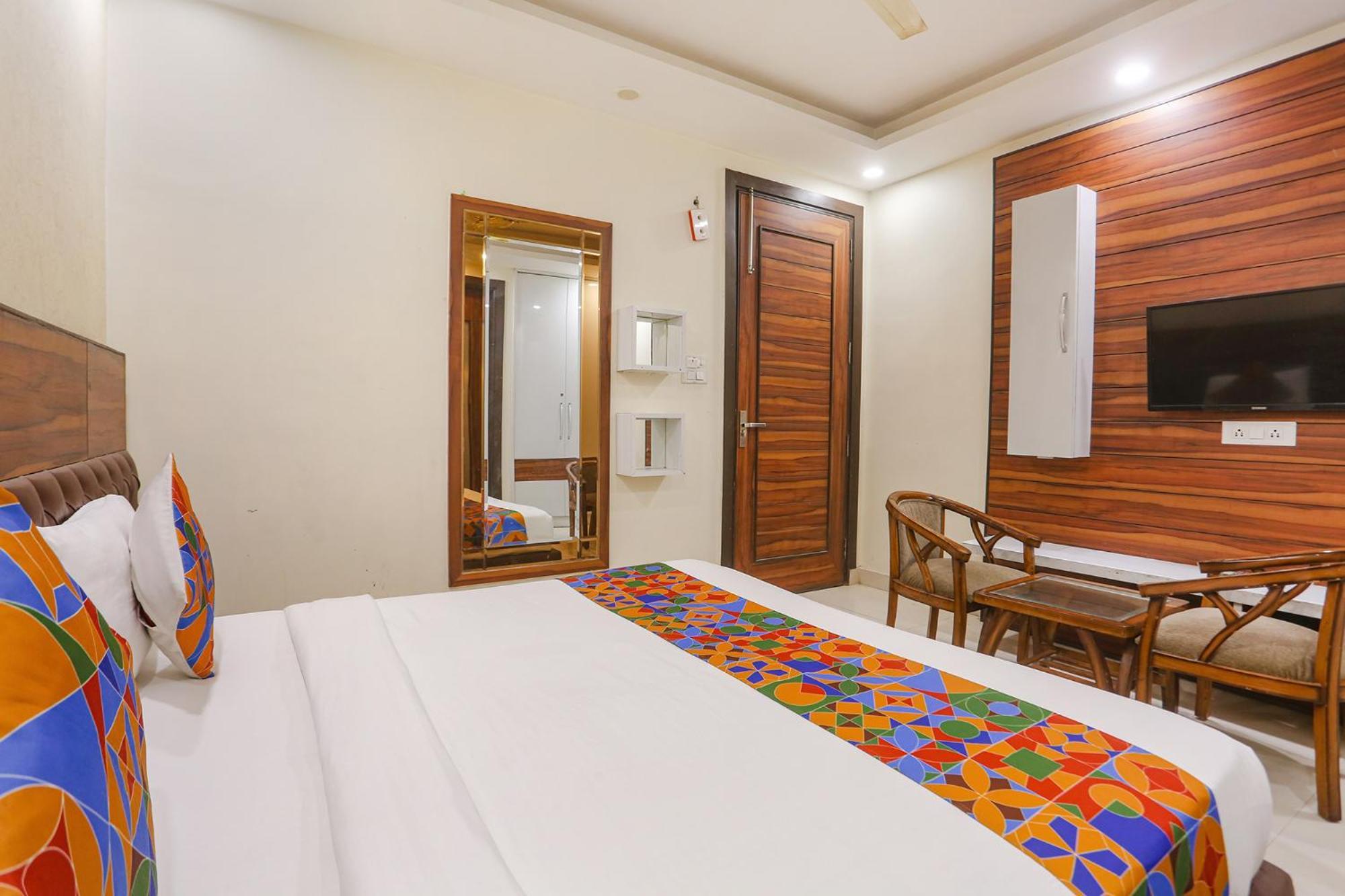 Fabhotel Gold Hotel