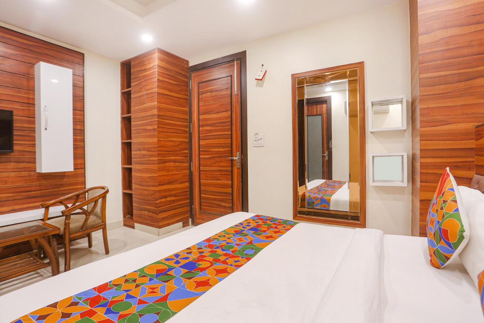 Fabhotel Gold Hotel 3*