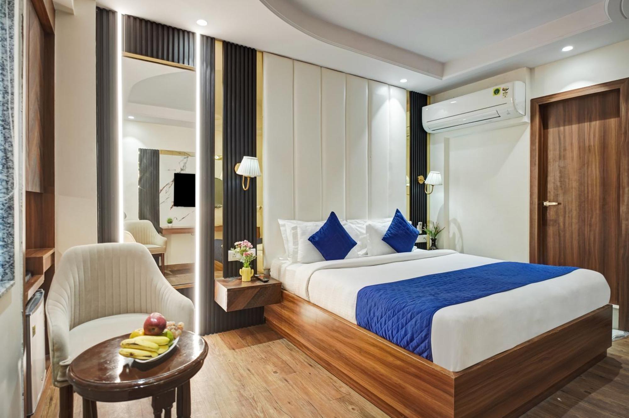 Hotel Saina International