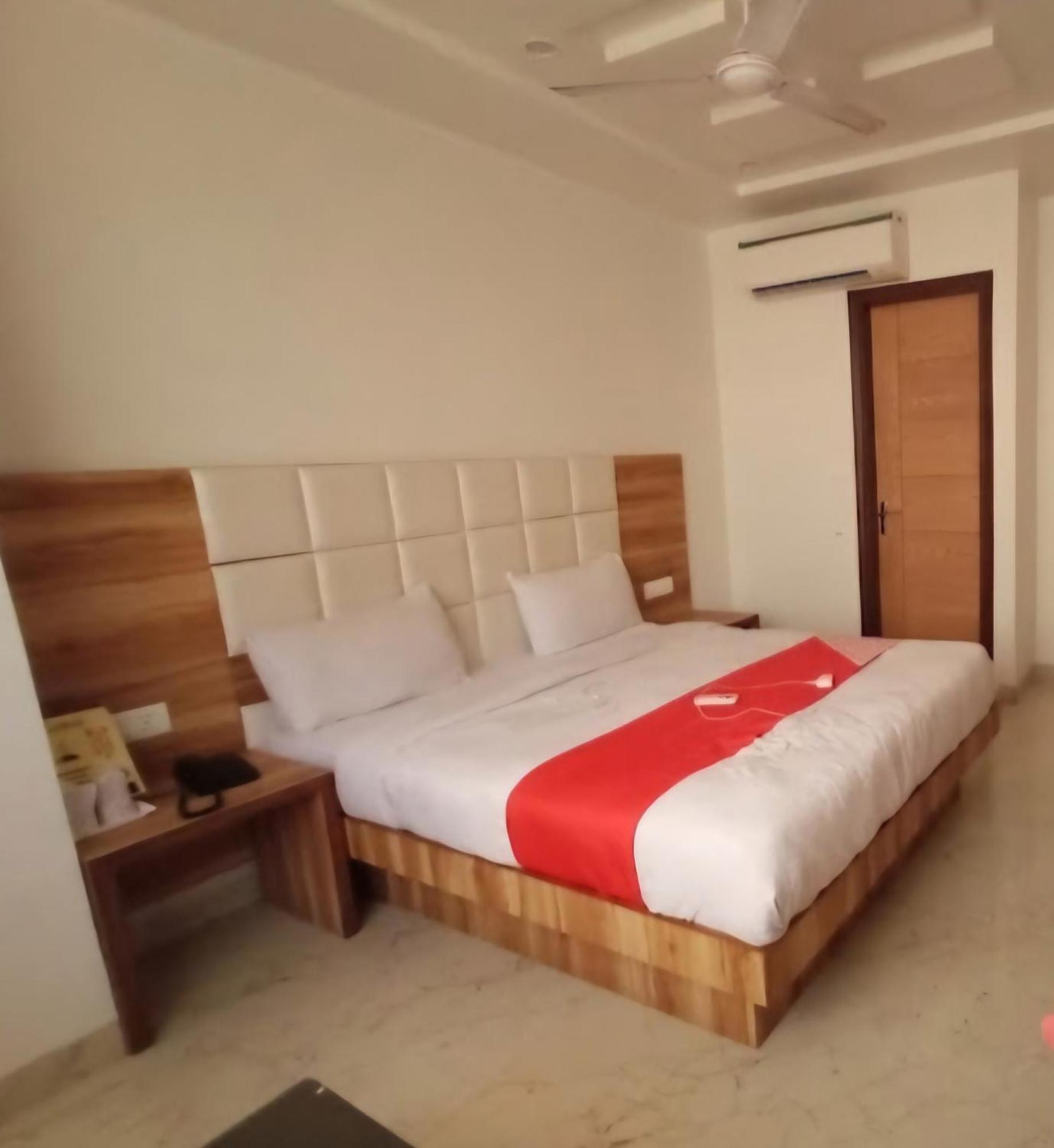 Awesome International Hotel