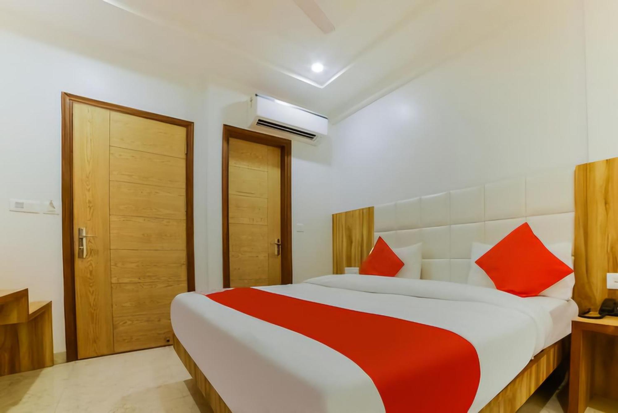 Awesome International Hotel New Delhi