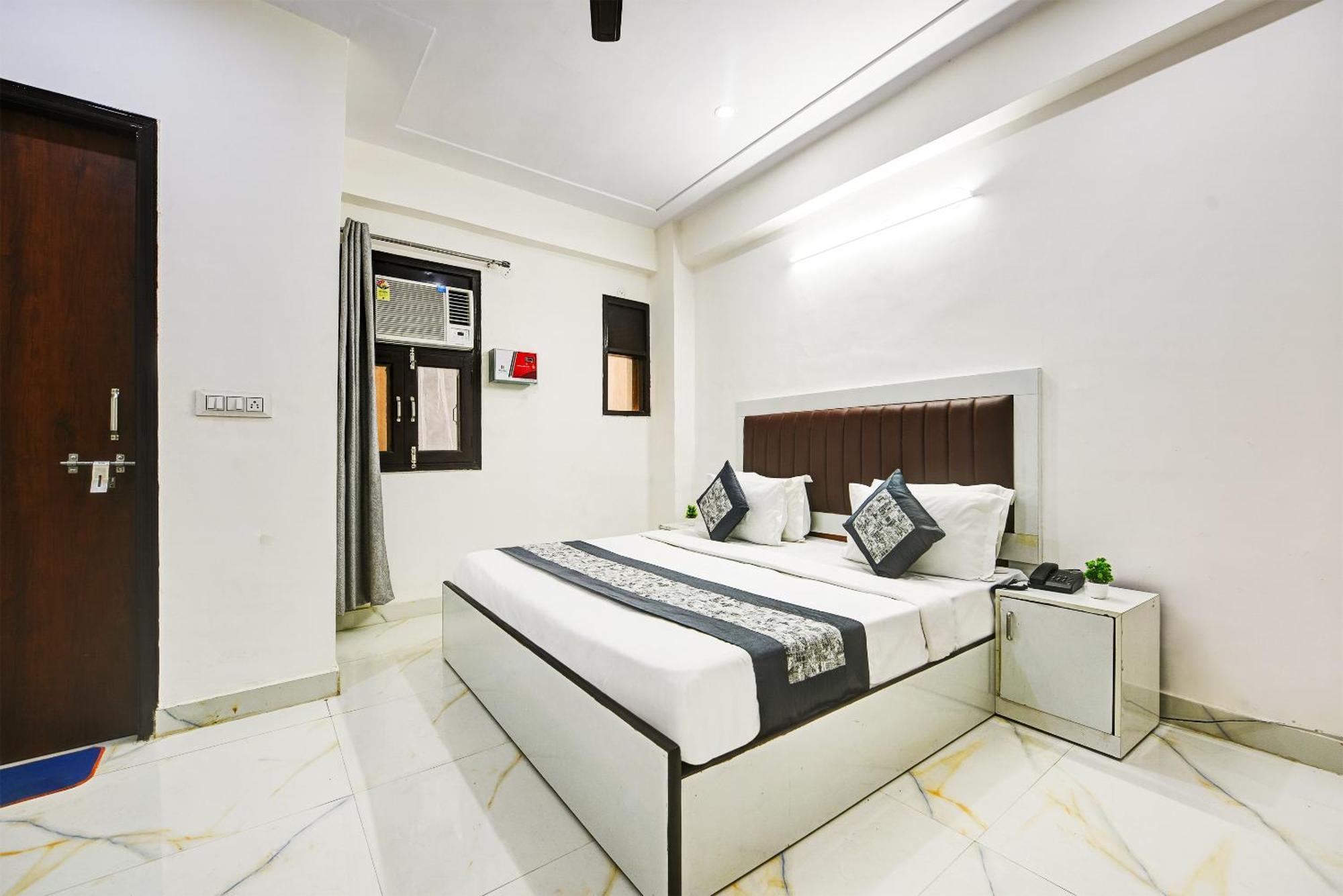 Krishna Tower 3*