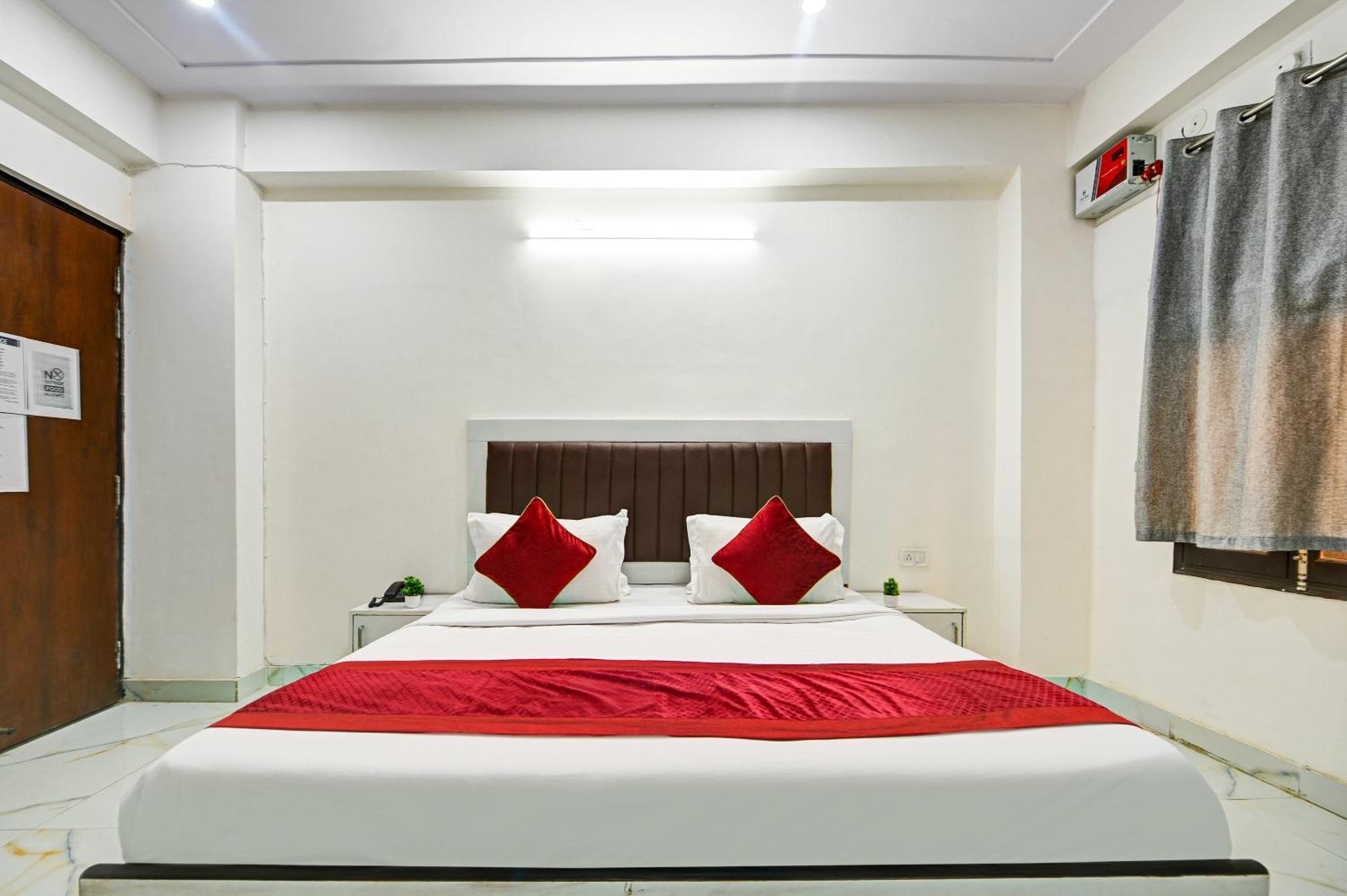 Krishna Tower 3*