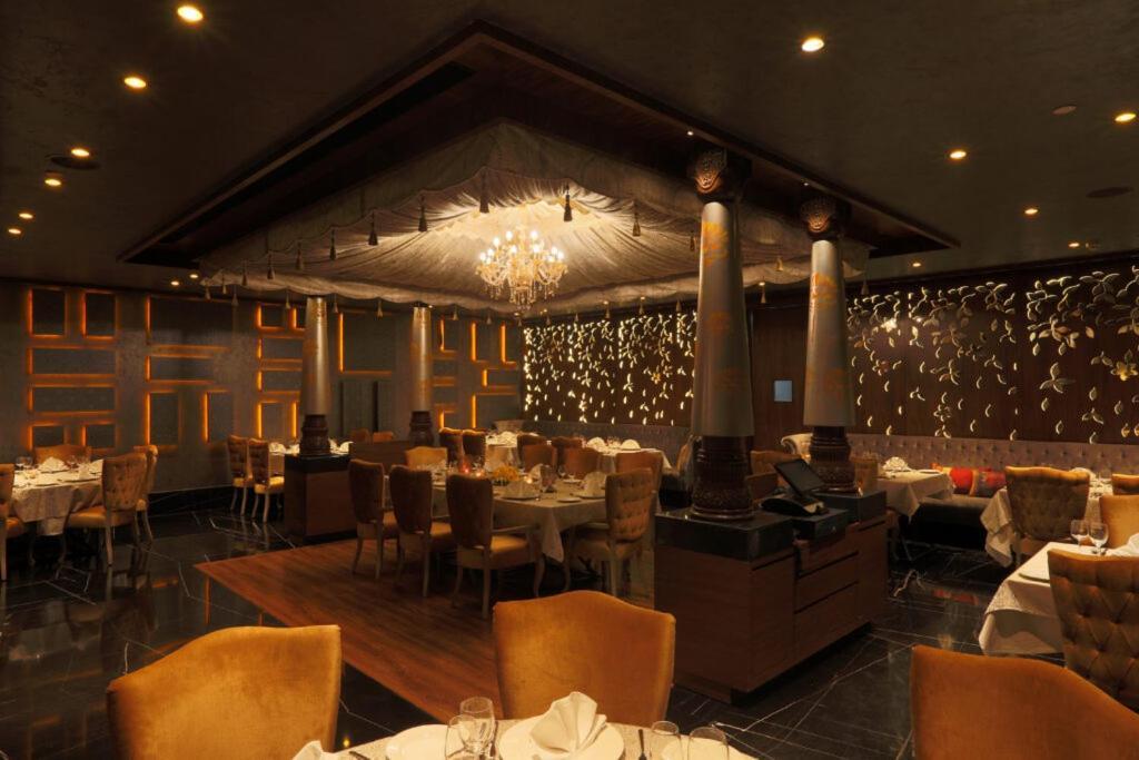 Airport Luxury 4*