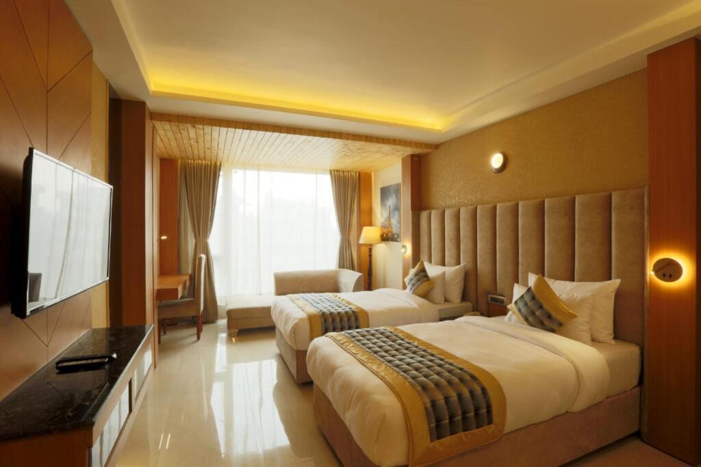 Airport Luxury 4*